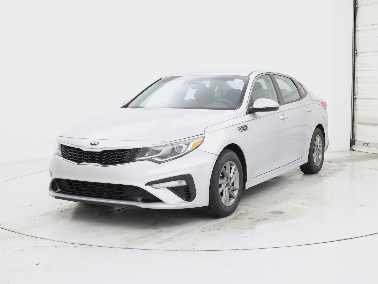 2020 Kia Optima LX - Photo 5