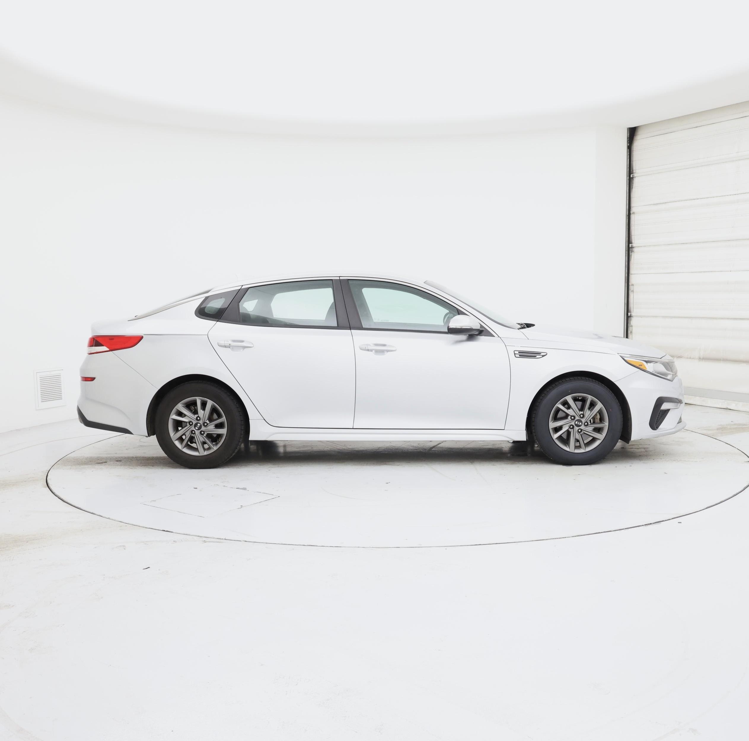 Thumbnail: 2020 Kia Optima - 7