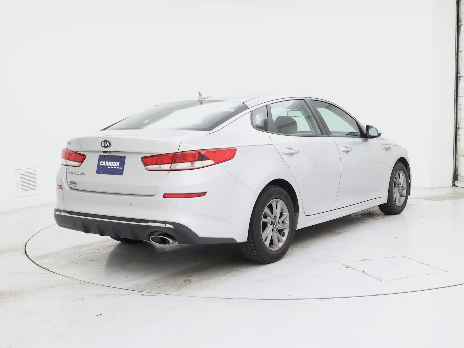 2020 Kia Optima LX - Photo 9