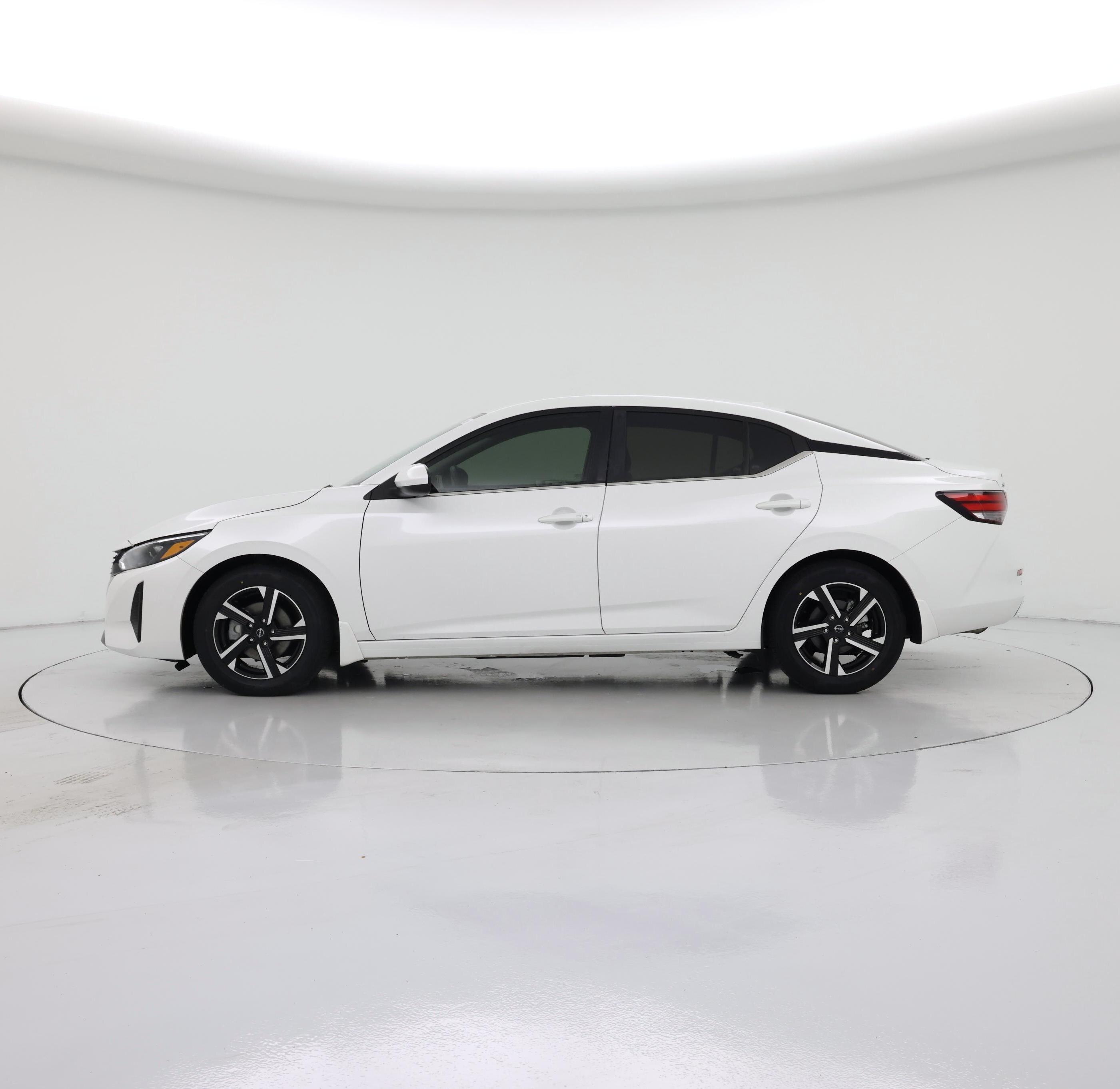 Thumbnail: 2024 Nissan Sentra - 3