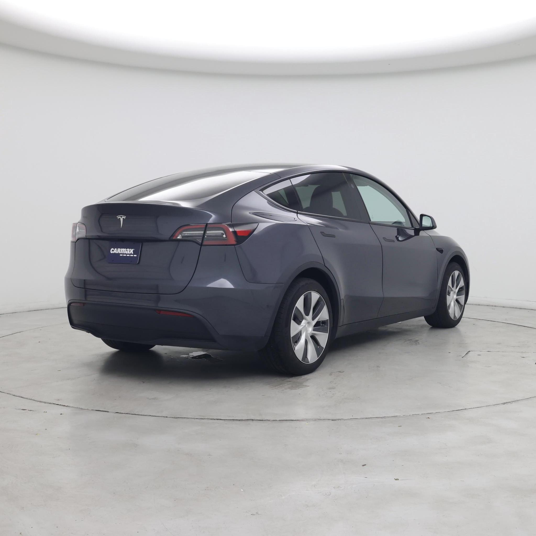 Thumbnail: 2023 Tesla Model Y - 8