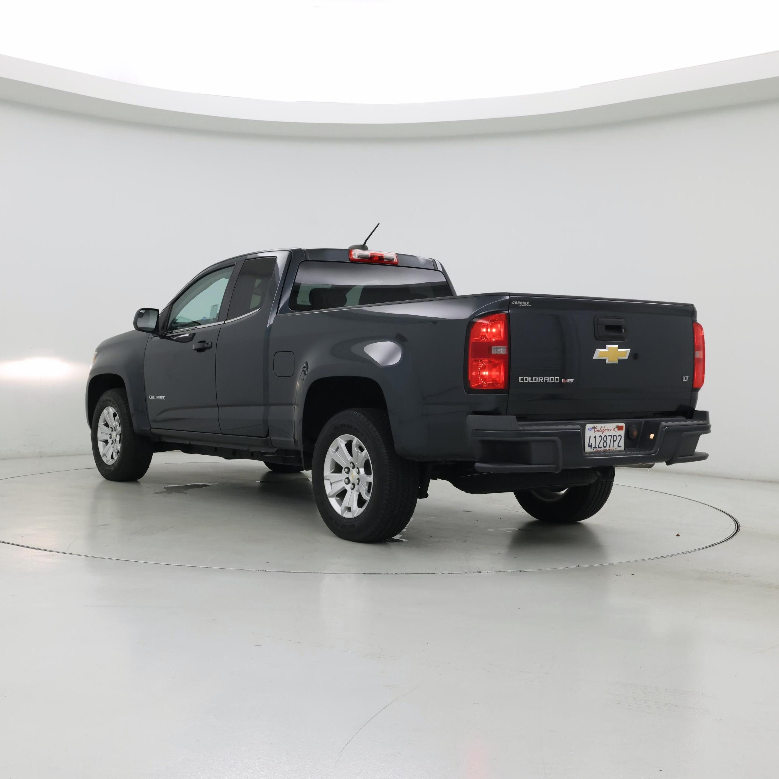 Thumbnail: 2018 Chevrolet Colorado - 2