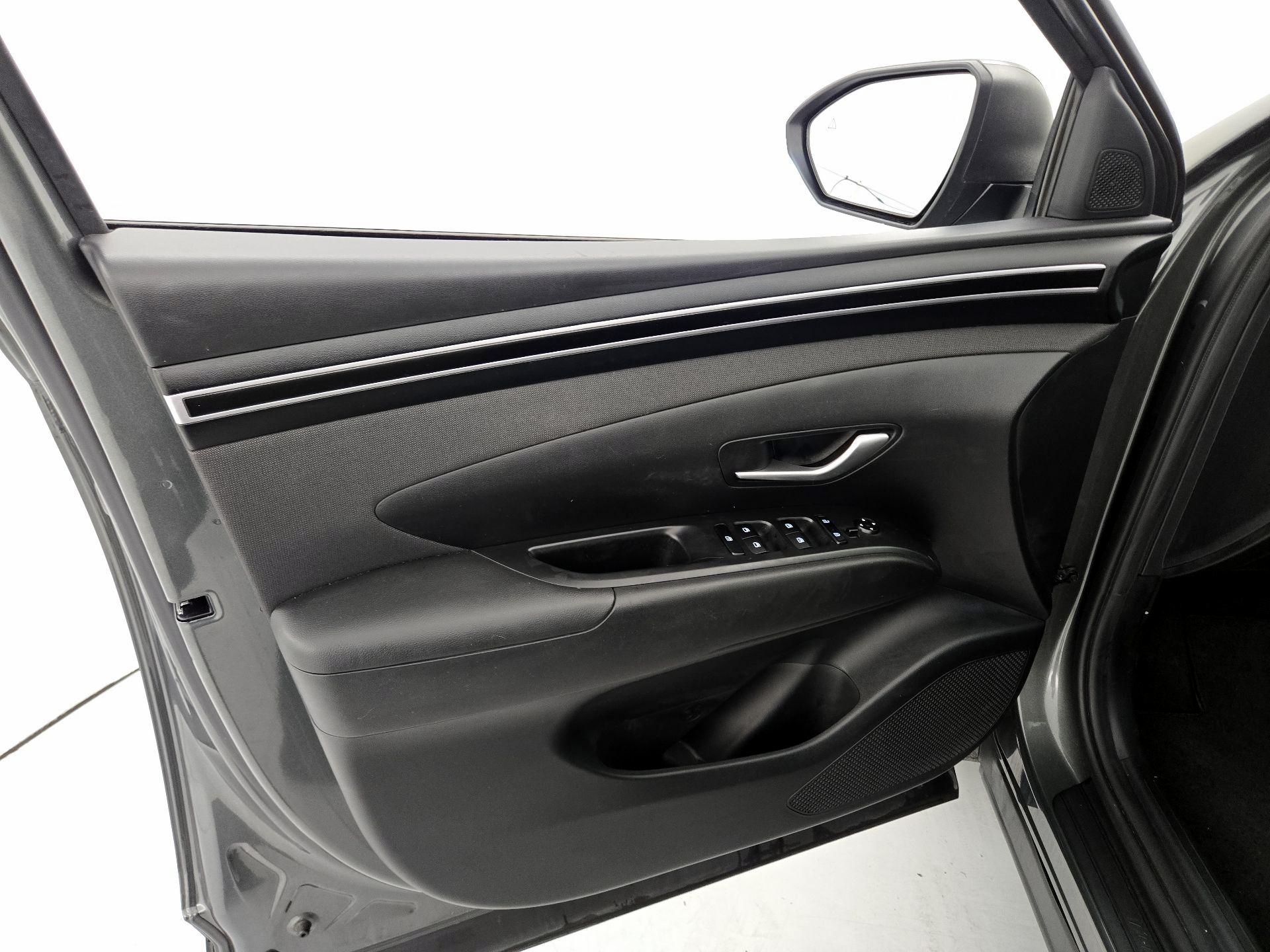 Thumbnail: 2023 Hyundai Tucson - 12