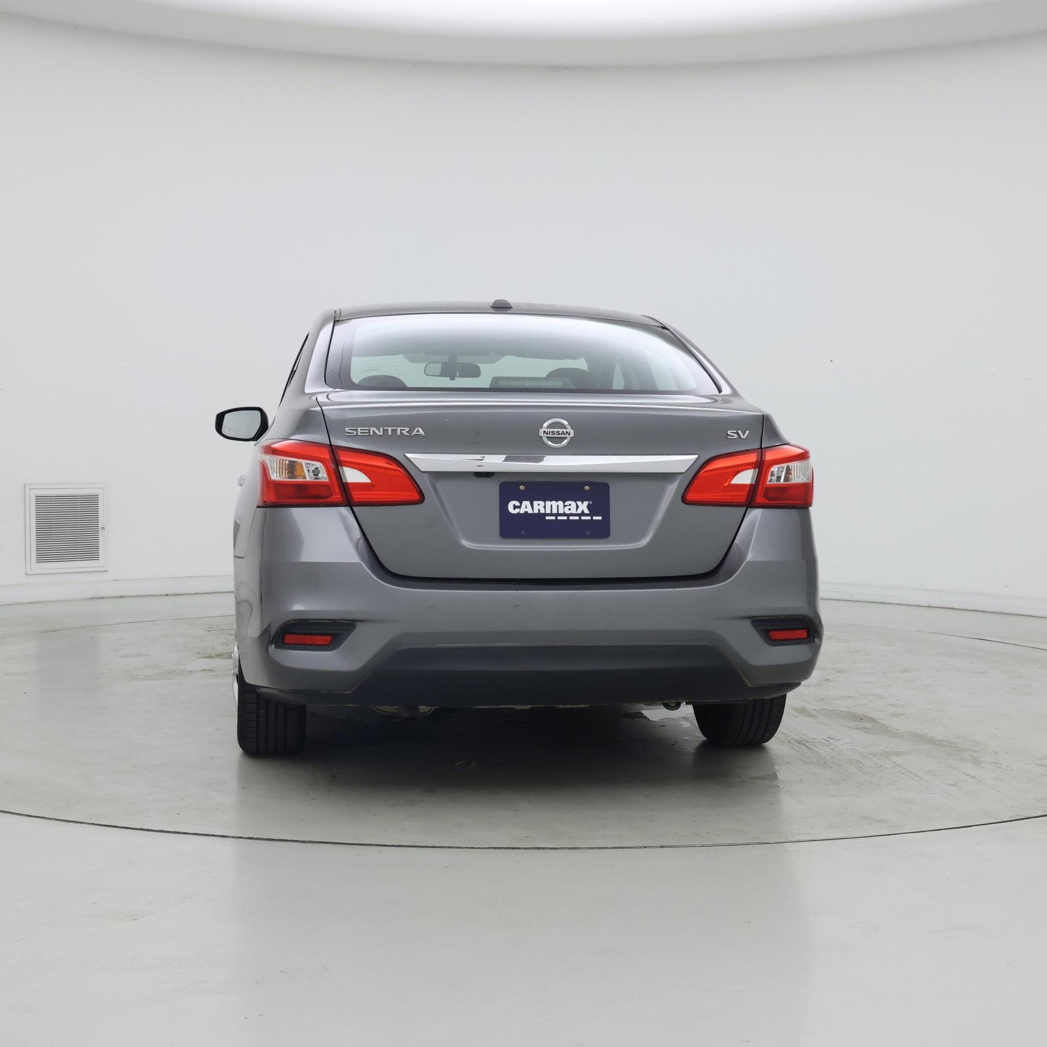 Thumbnail: 2017 Nissan Sentra - 6