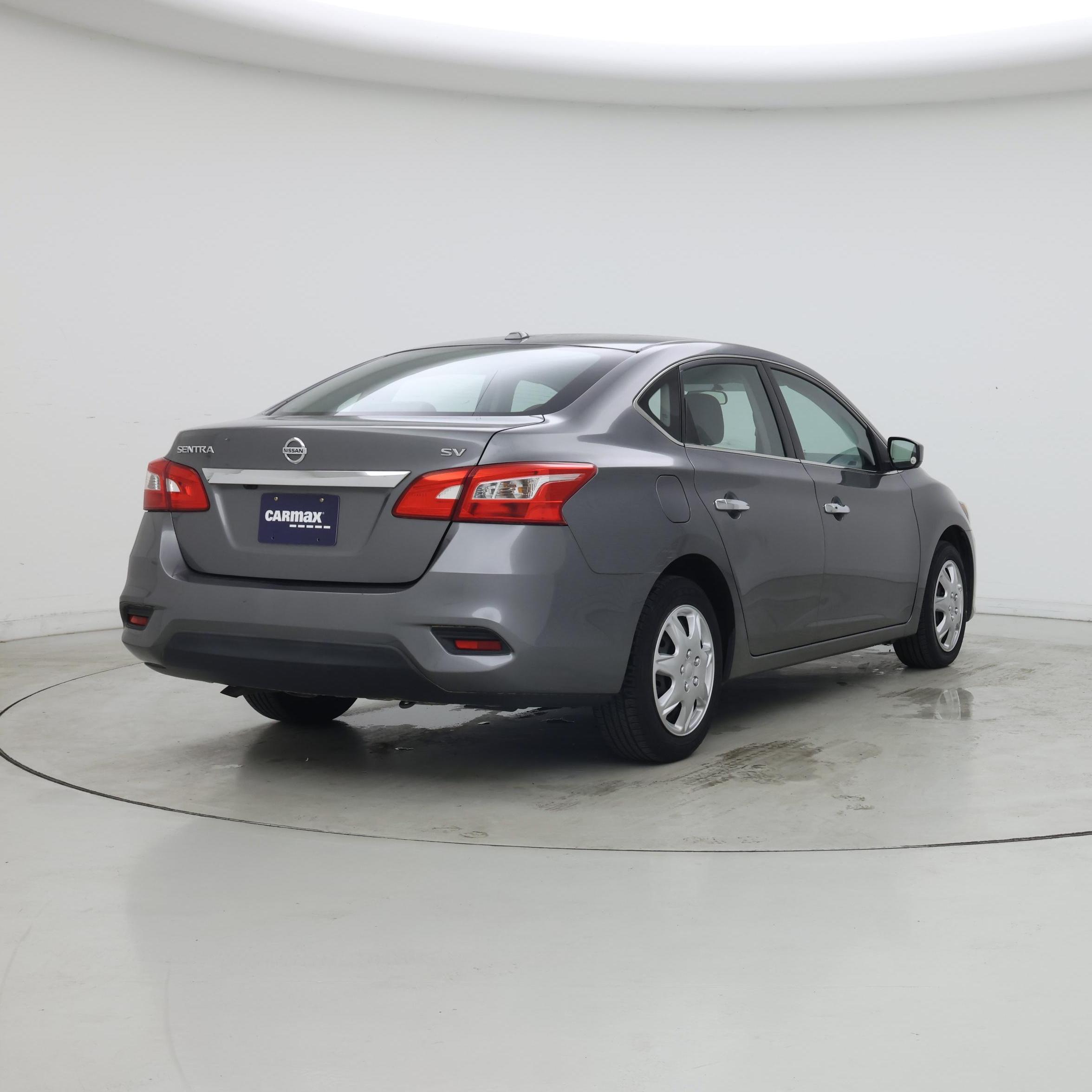 Thumbnail: 2017 Nissan Sentra - 8