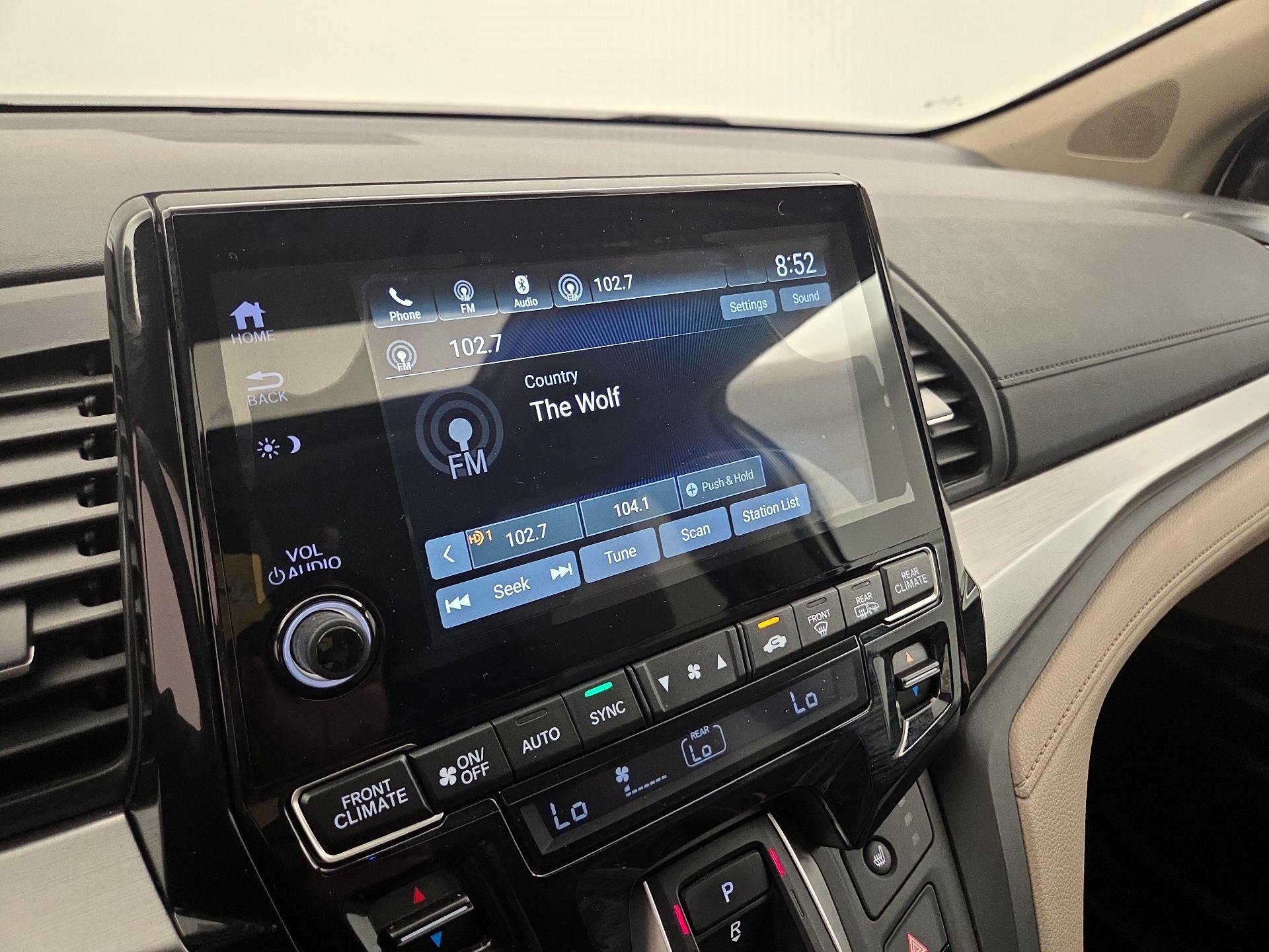 Thumbnail: 2019 Honda Odyssey - 15