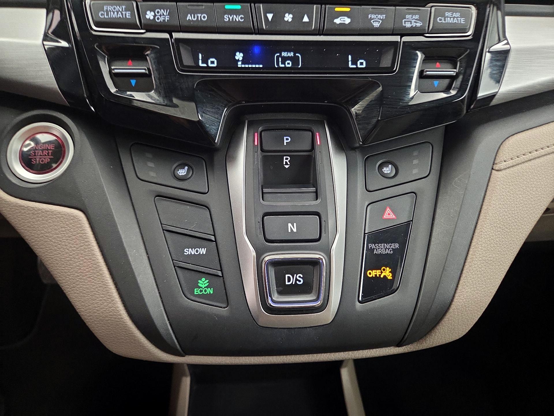 Thumbnail: 2019 Honda Odyssey - 17