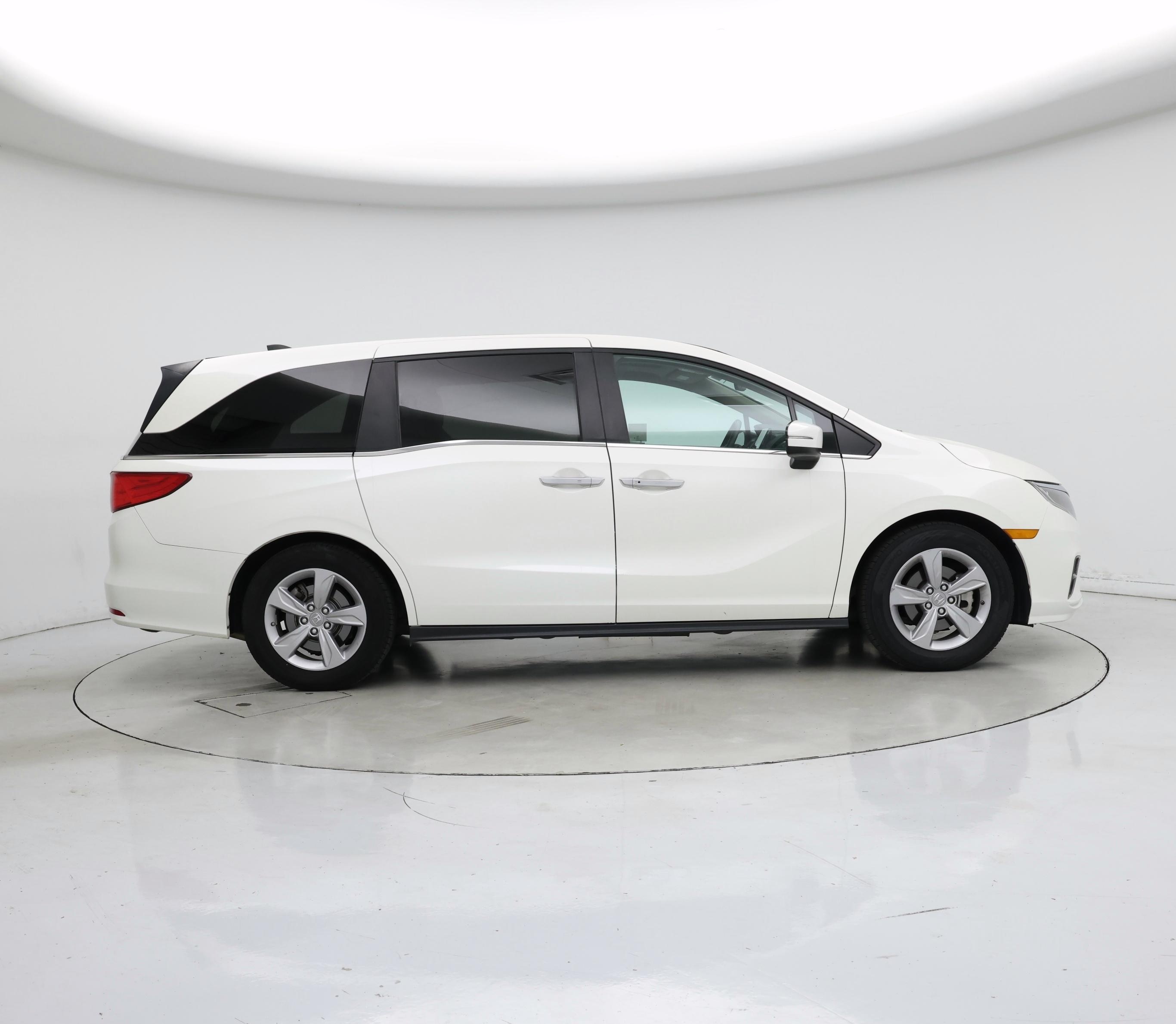 Thumbnail: 2019 Honda Odyssey - 7