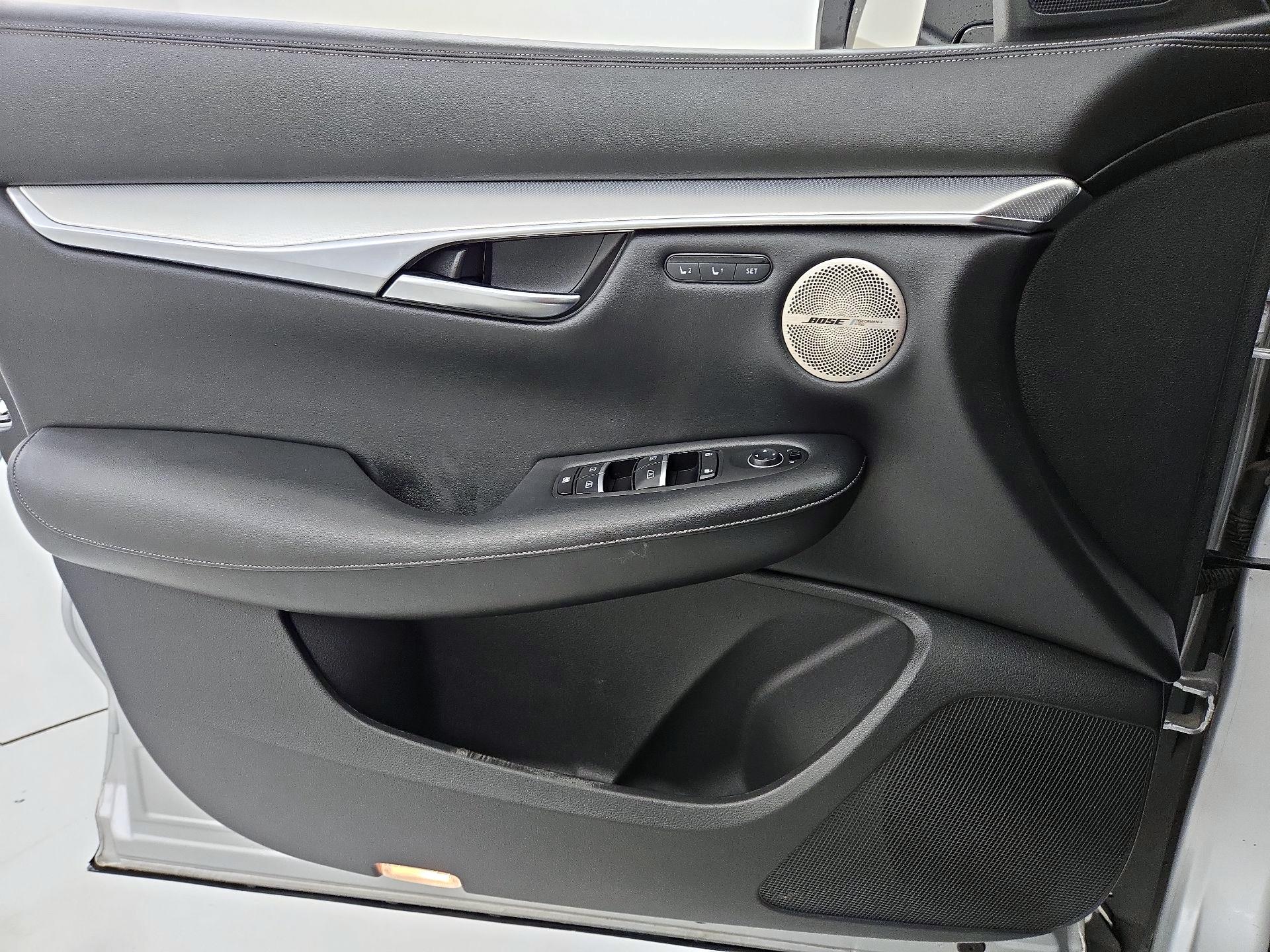 Thumbnail: 2019 INFINITI QX50 - 12
