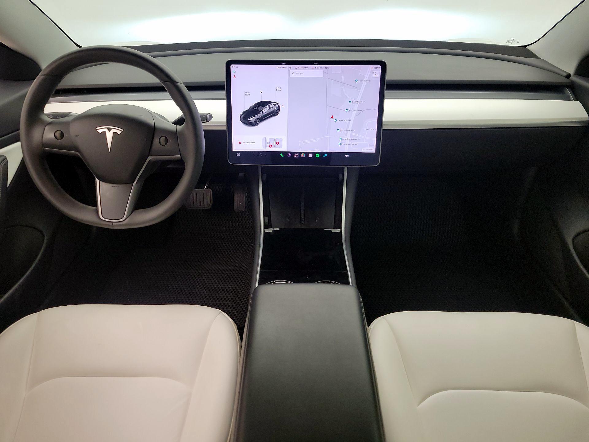 Thumbnail: 2020 Tesla Model 3 - 9
