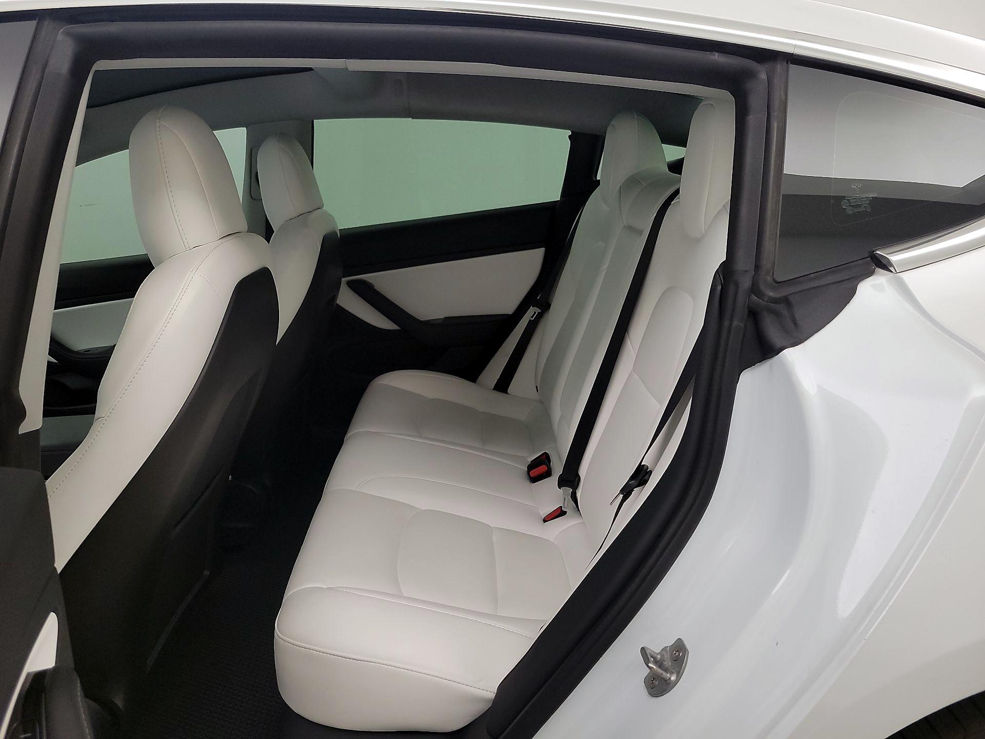 Thumbnail: 2020 Tesla Model 3 - 19
