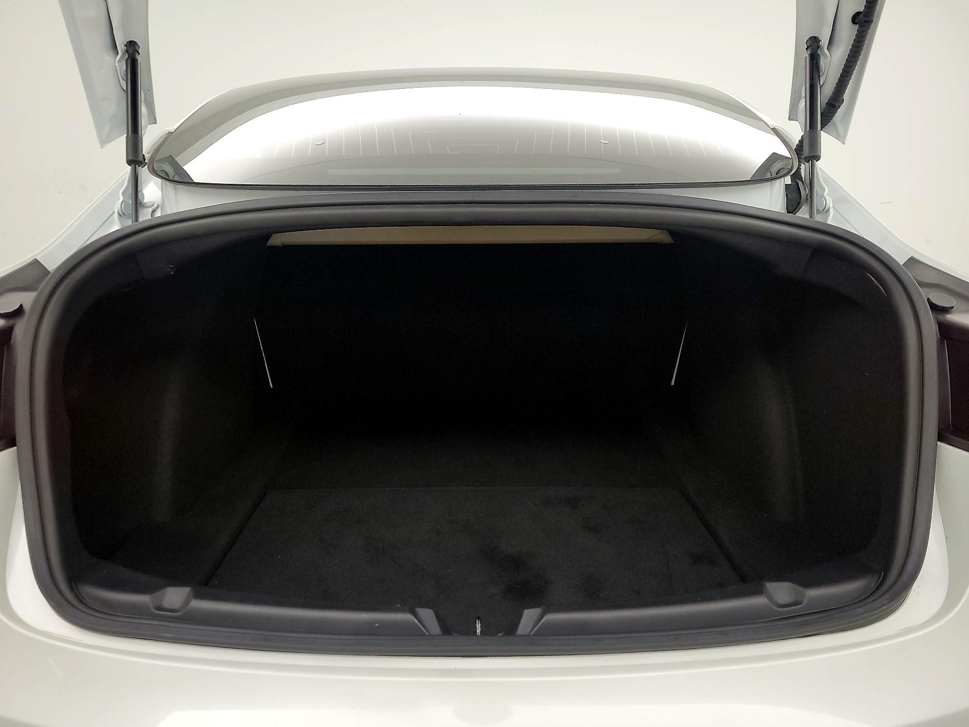 Thumbnail: 2020 Tesla Model 3 - 20