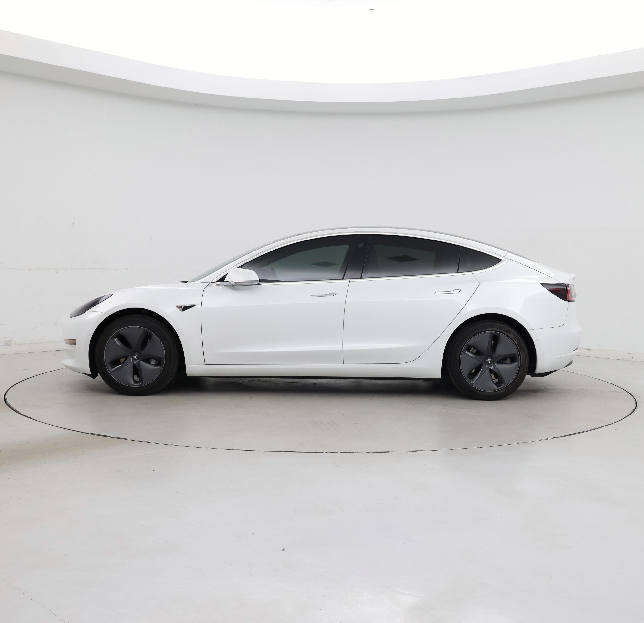 Thumbnail: 2020 Tesla Model 3 - 3