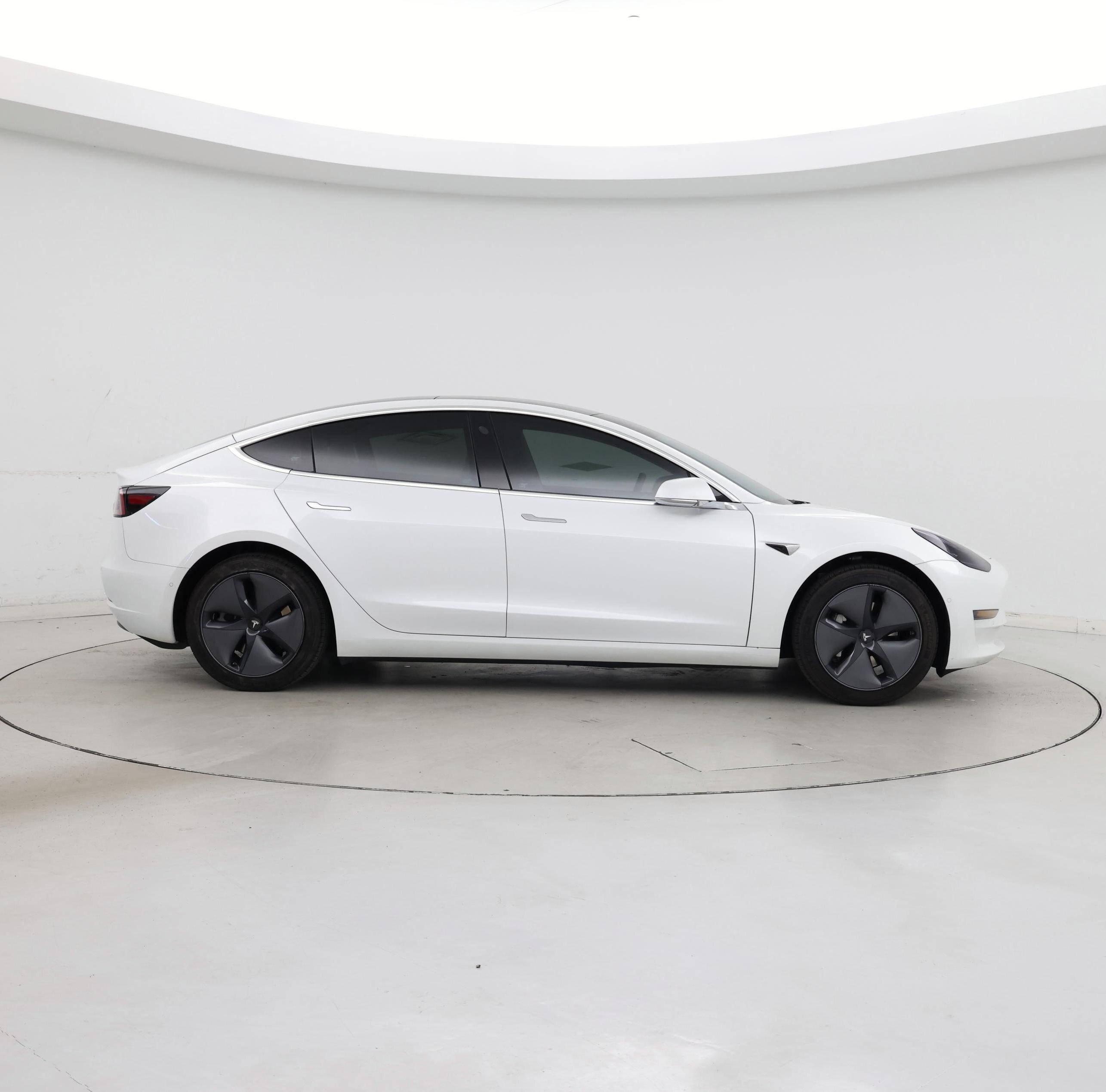 Thumbnail: 2020 Tesla Model 3 - 7
