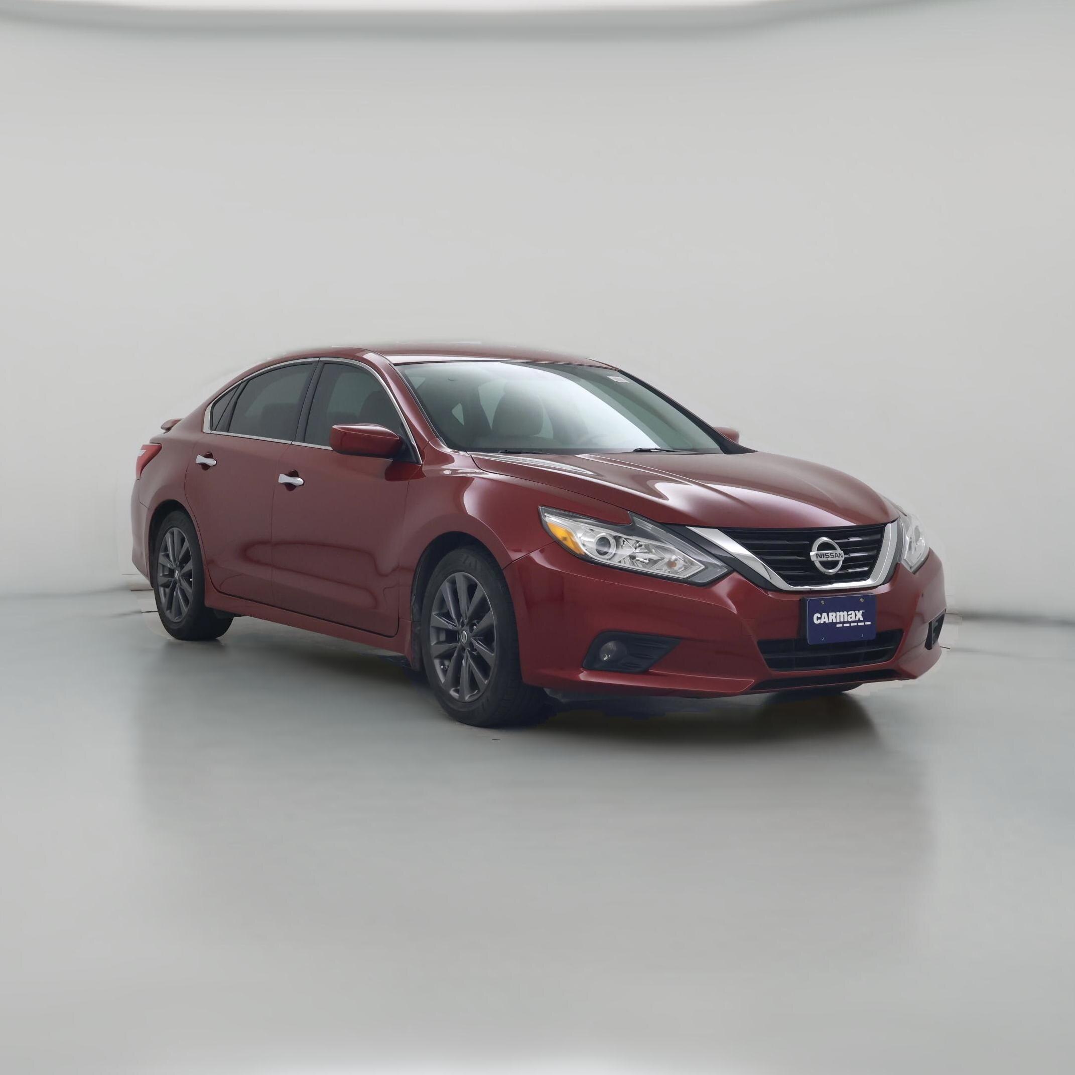 Thumbnail: 2017 Nissan Altima - 1