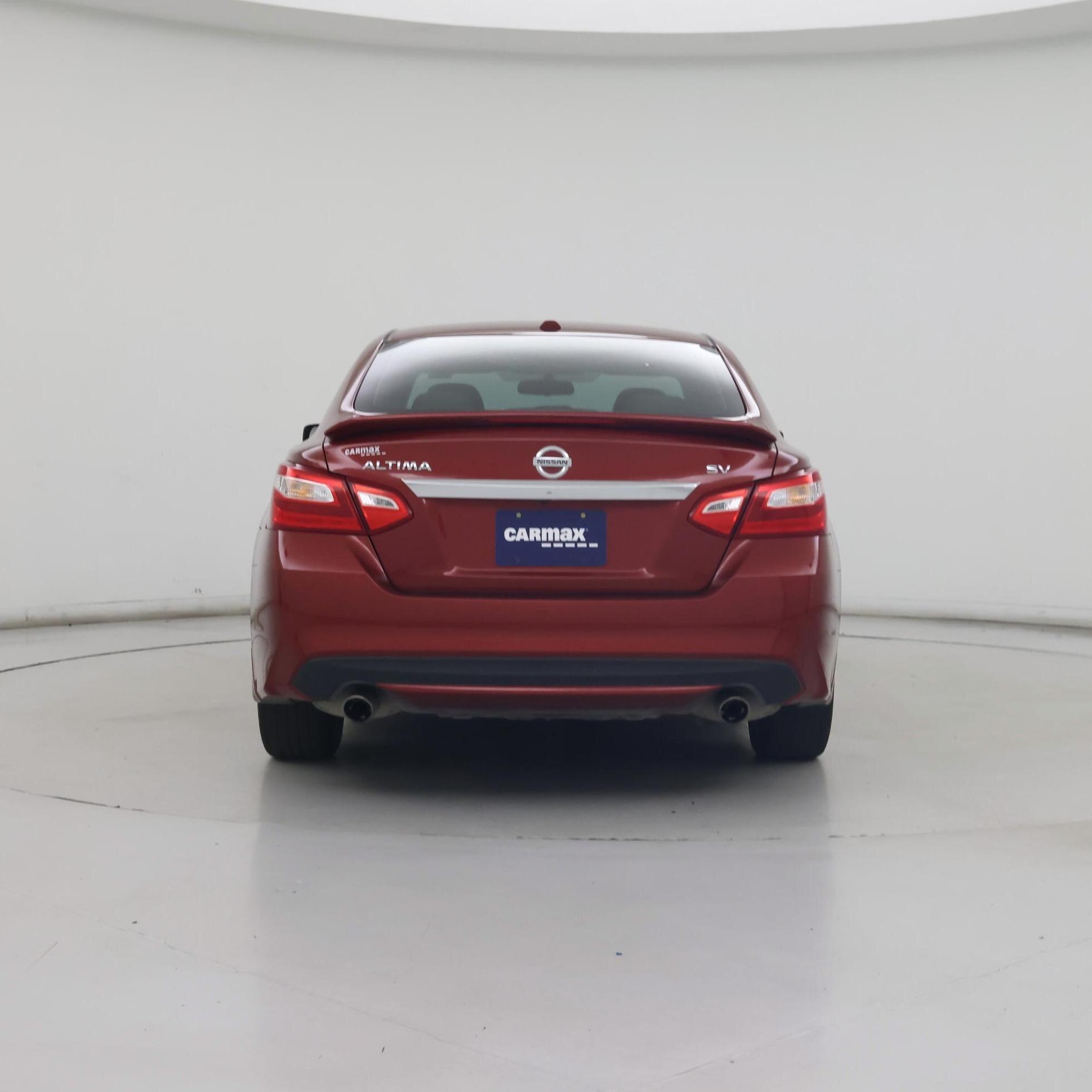 Thumbnail: 2017 Nissan Altima - 6