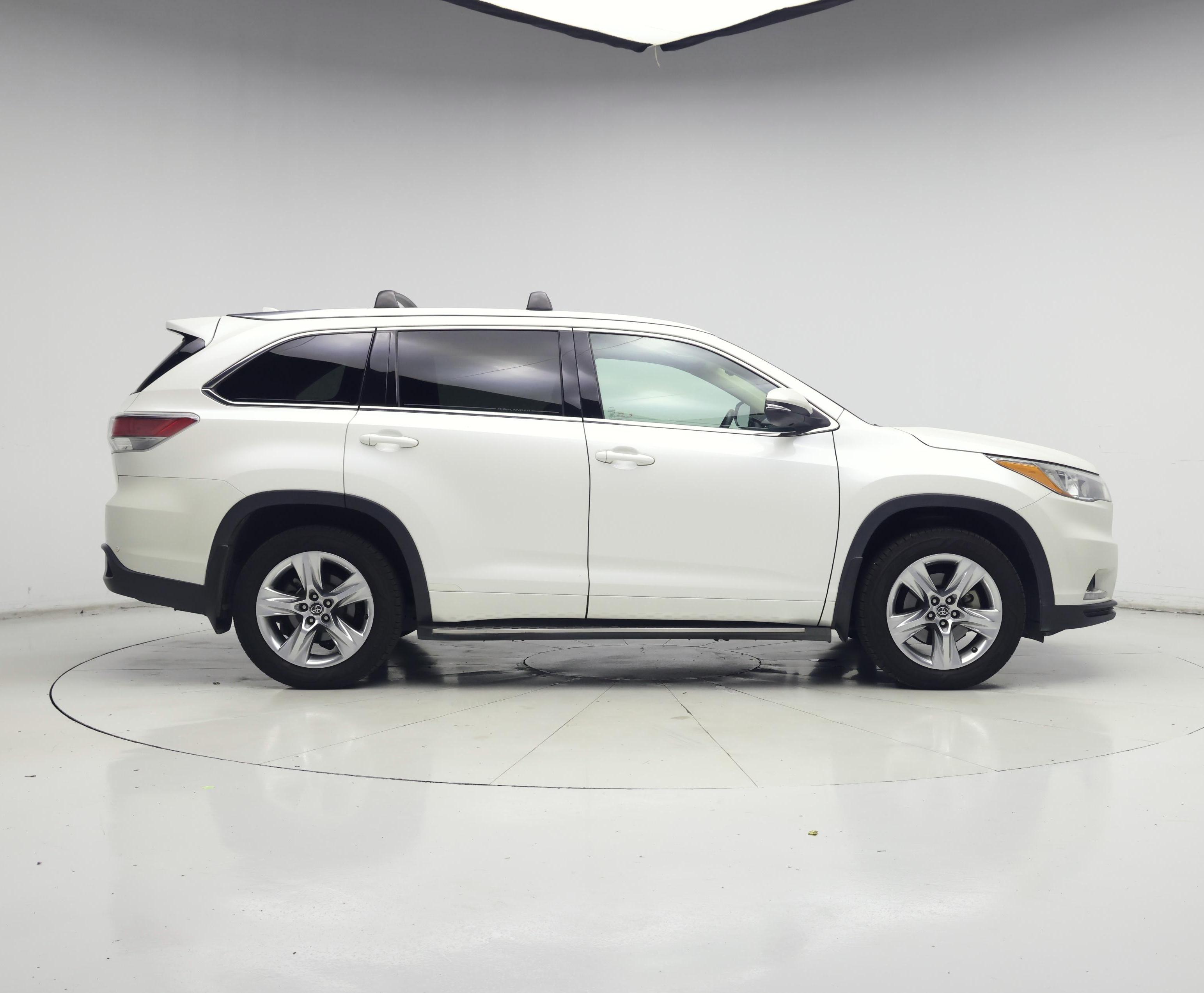 Thumbnail: 2016 Toyota Highlander - 7