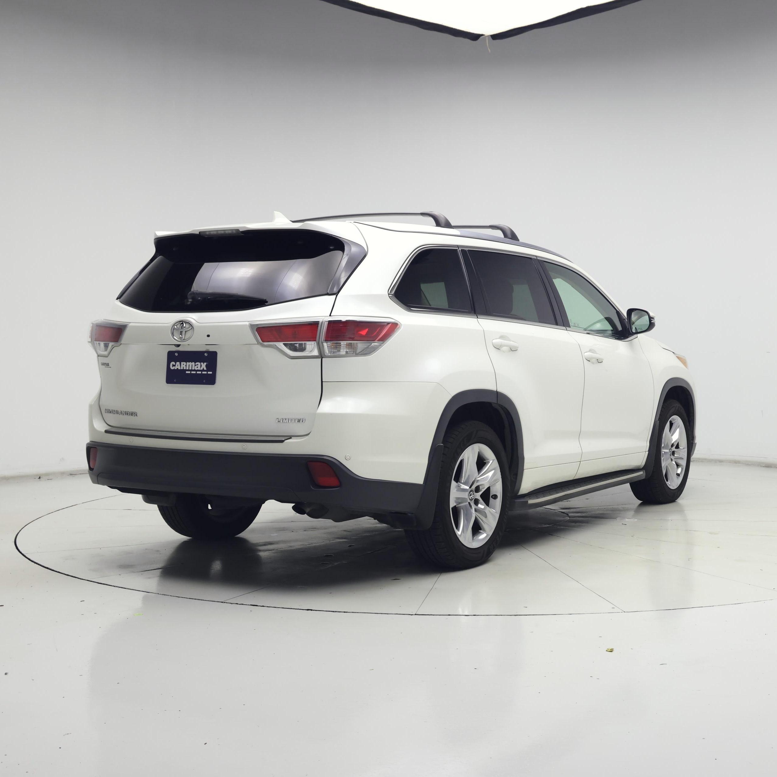 Thumbnail: 2016 Toyota Highlander - 8
