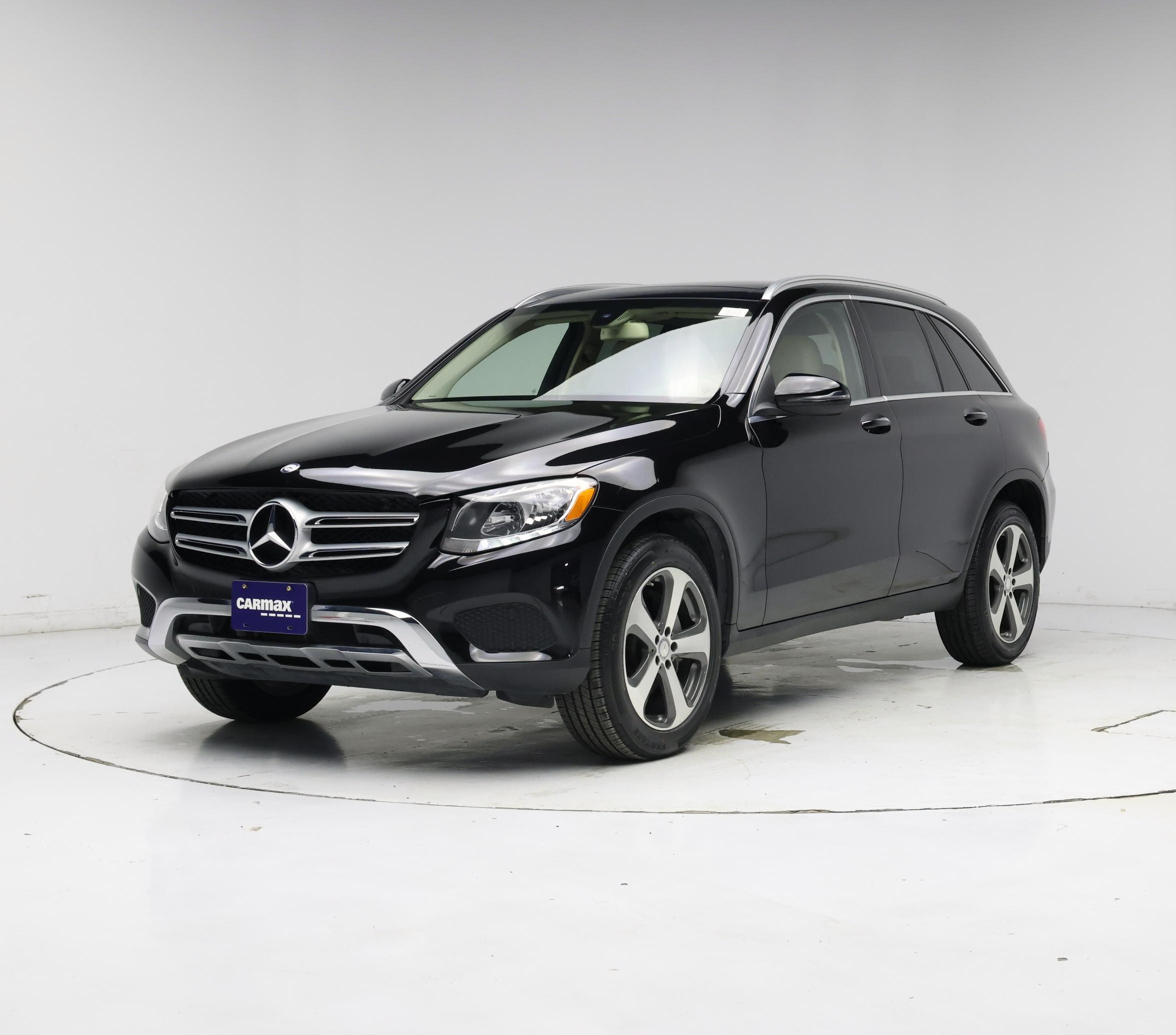 Thumbnail: 2016 Mercedes-Benz GLC - 4