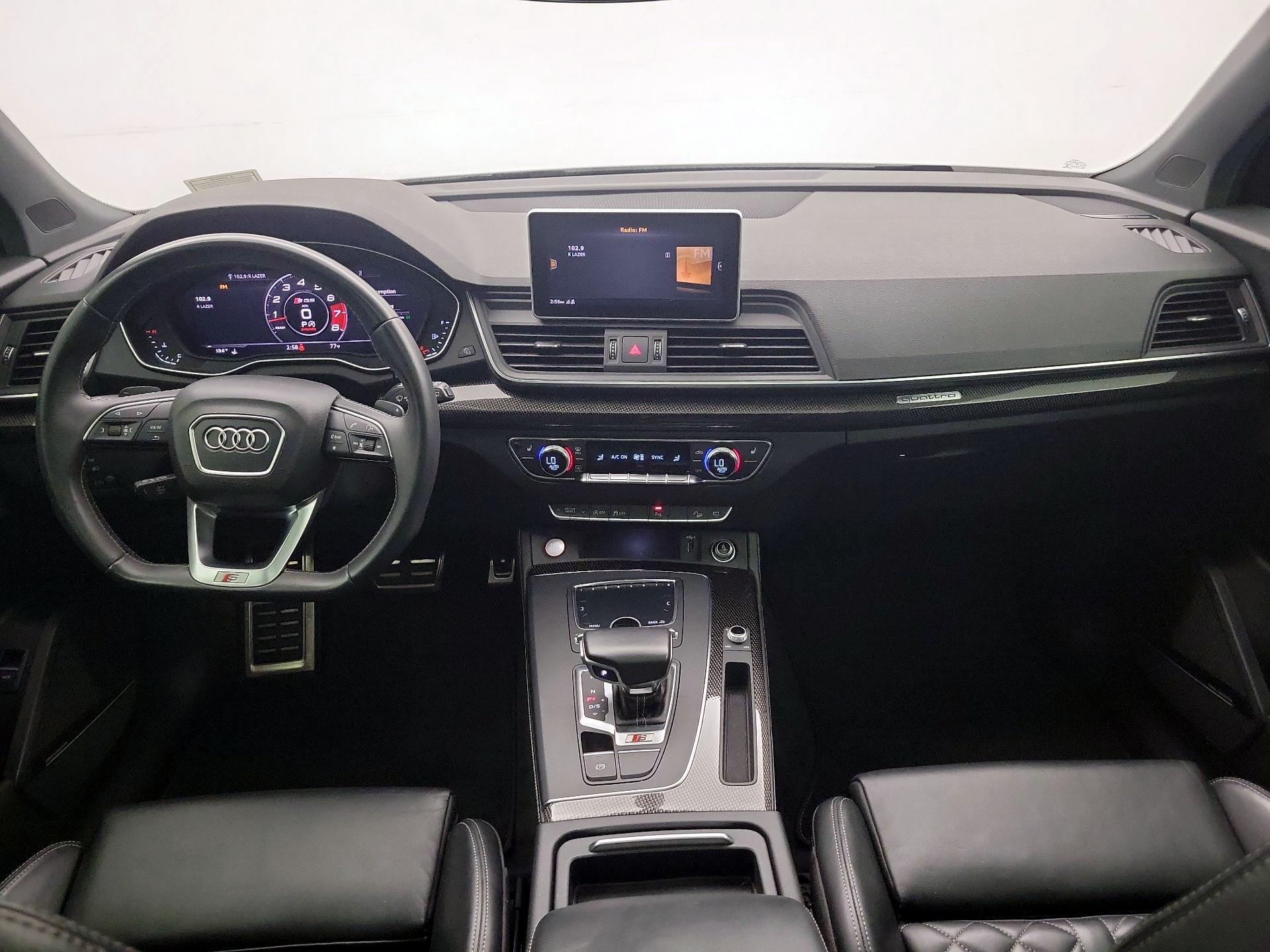 Thumbnail: 2018 Audi SQ5 - 9