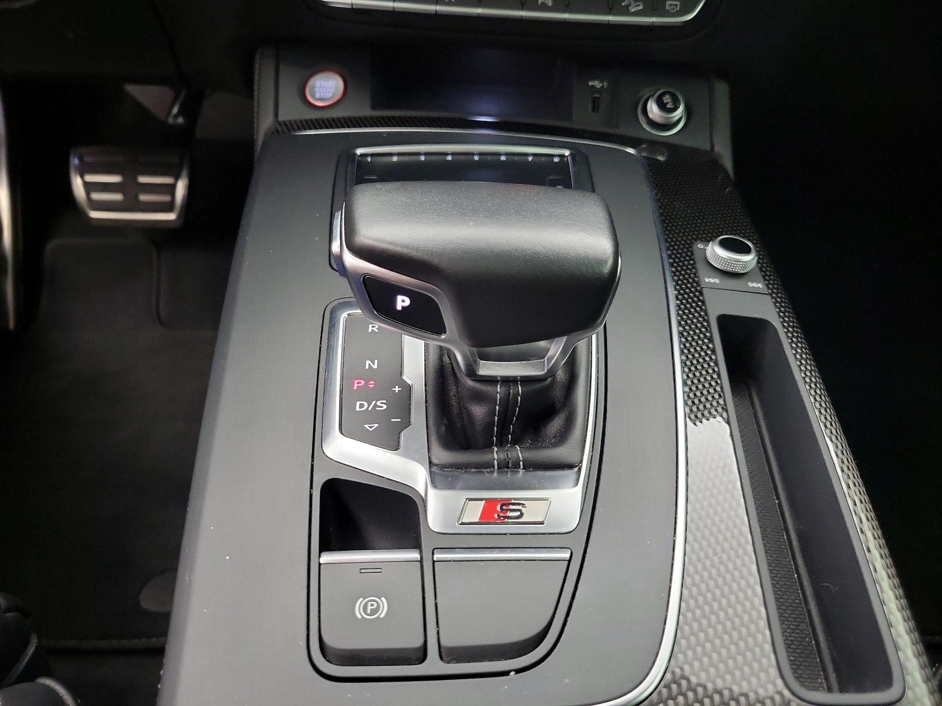 Thumbnail: 2018 Audi SQ5 - 18