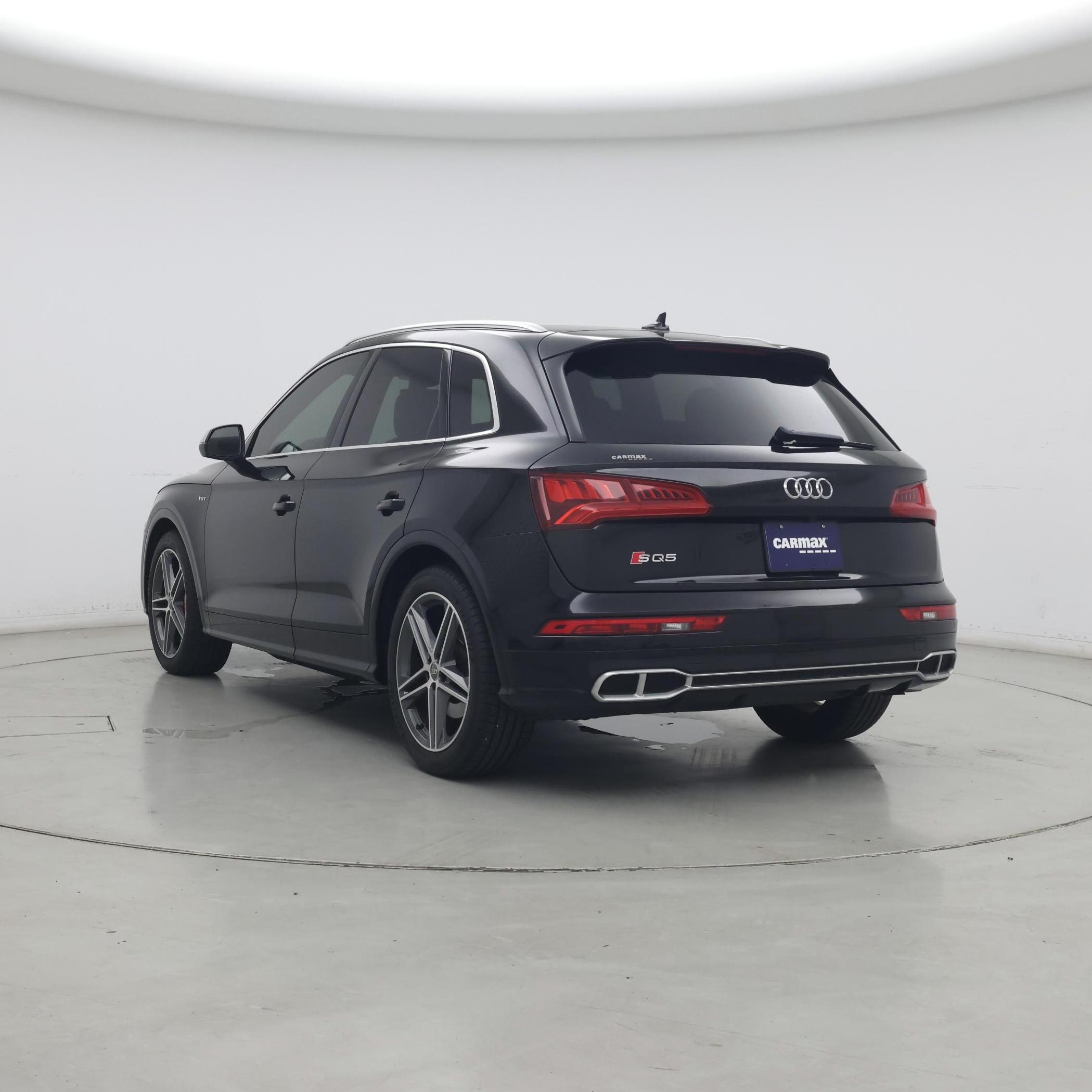 Thumbnail: 2018 Audi SQ5 - 2