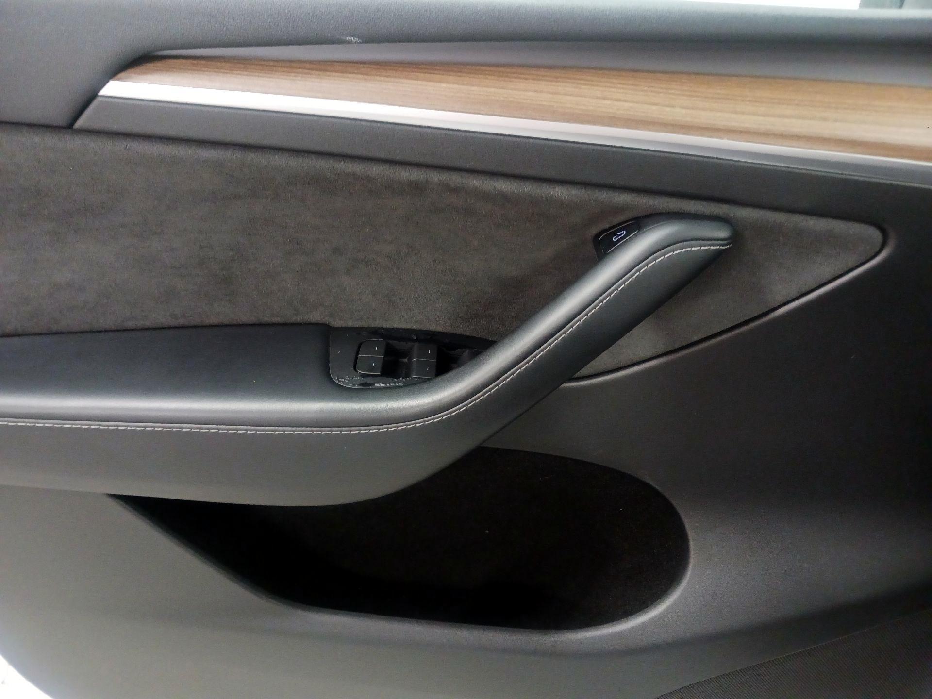 Thumbnail: 2023 Tesla Model Y - 12