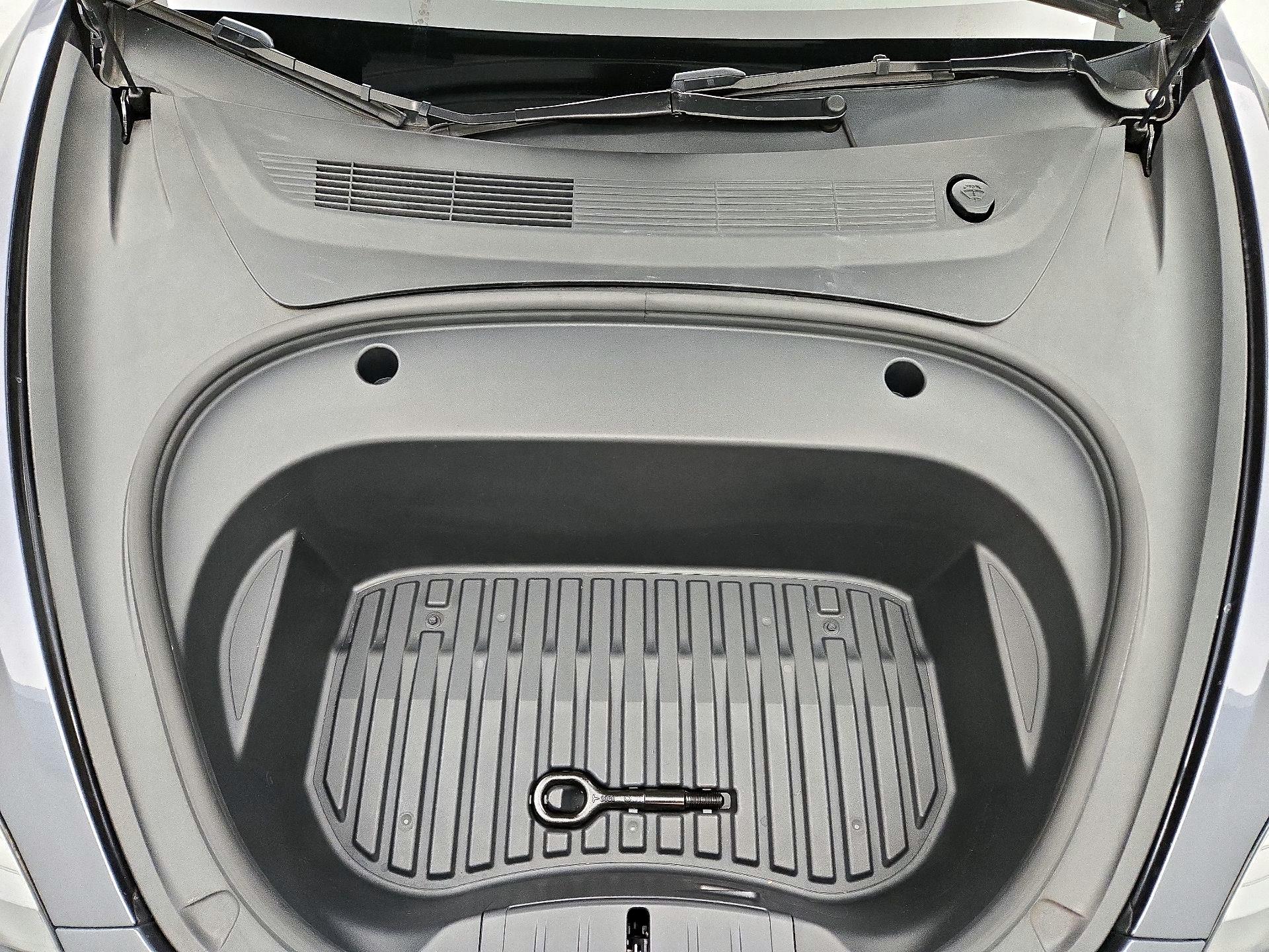 Thumbnail: 2023 Tesla Model 3 - 20