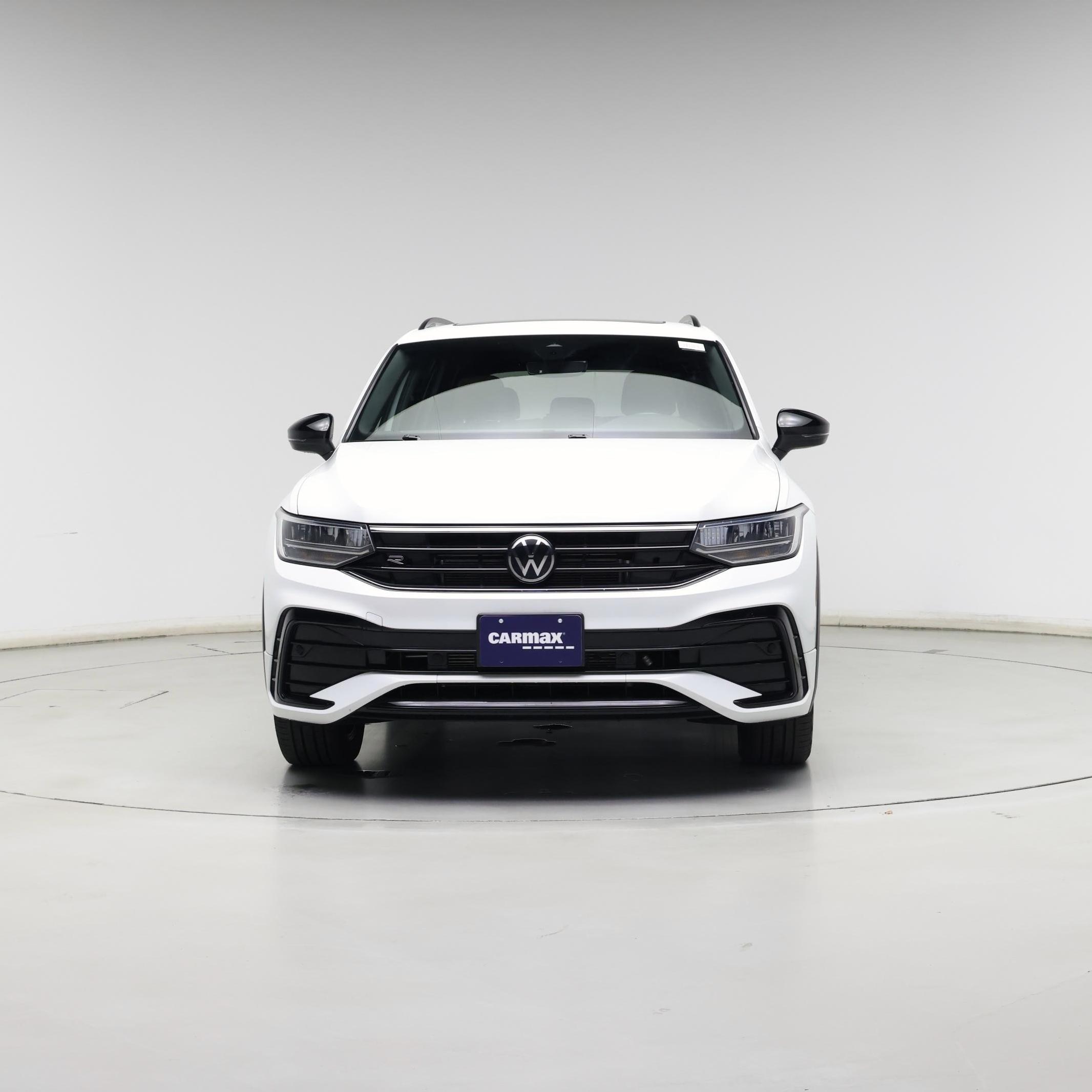 Thumbnail: 2022 Volkswagen Tiguan - 5