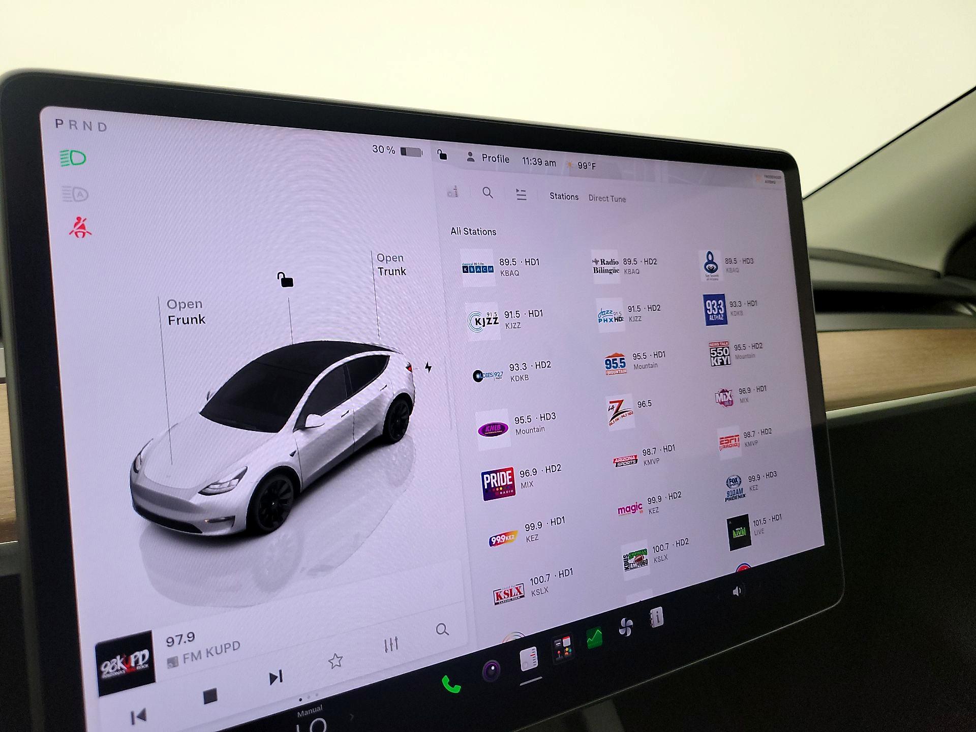 Thumbnail: 2023 Tesla Model Y - 16