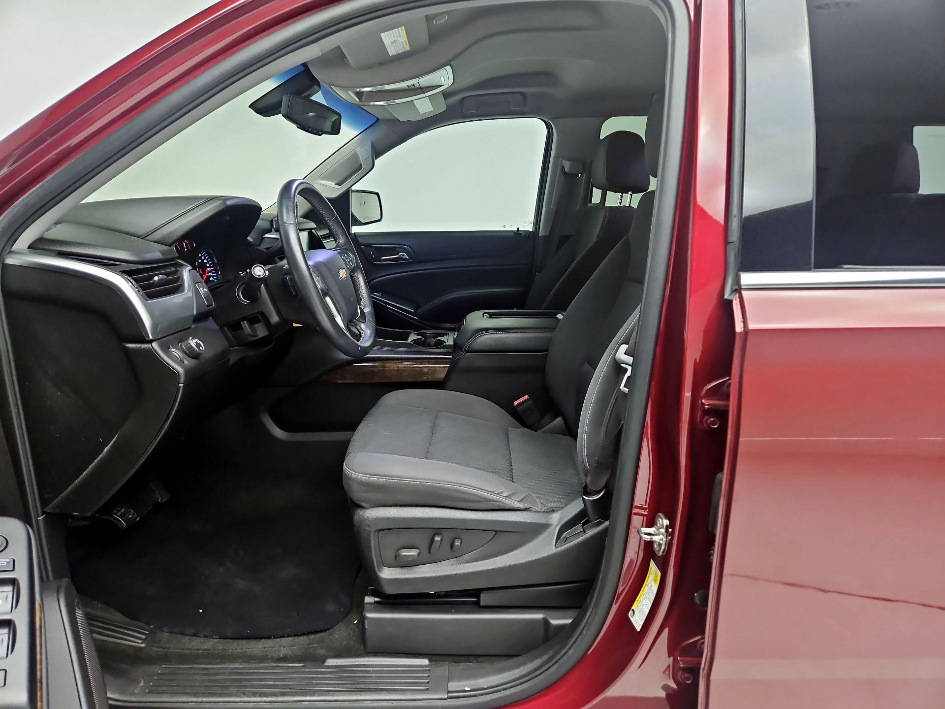 Thumbnail: 2016 Chevrolet Tahoe - 11