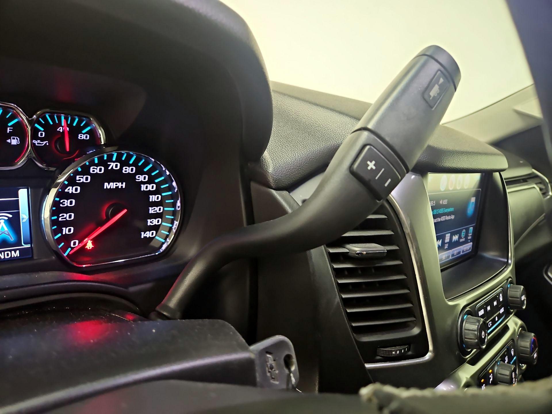 Thumbnail: 2016 Chevrolet Tahoe - 17