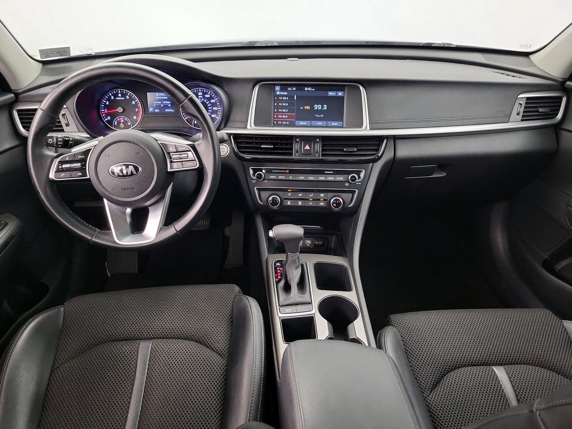 Thumbnail: 2020 Kia Optima - 9