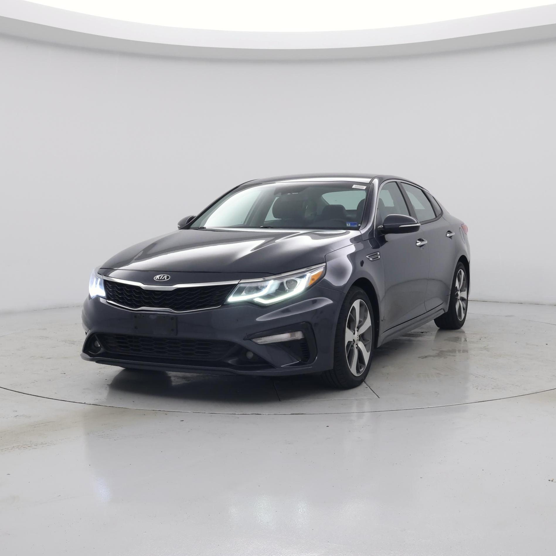 Thumbnail: 2020 Kia Optima - 4