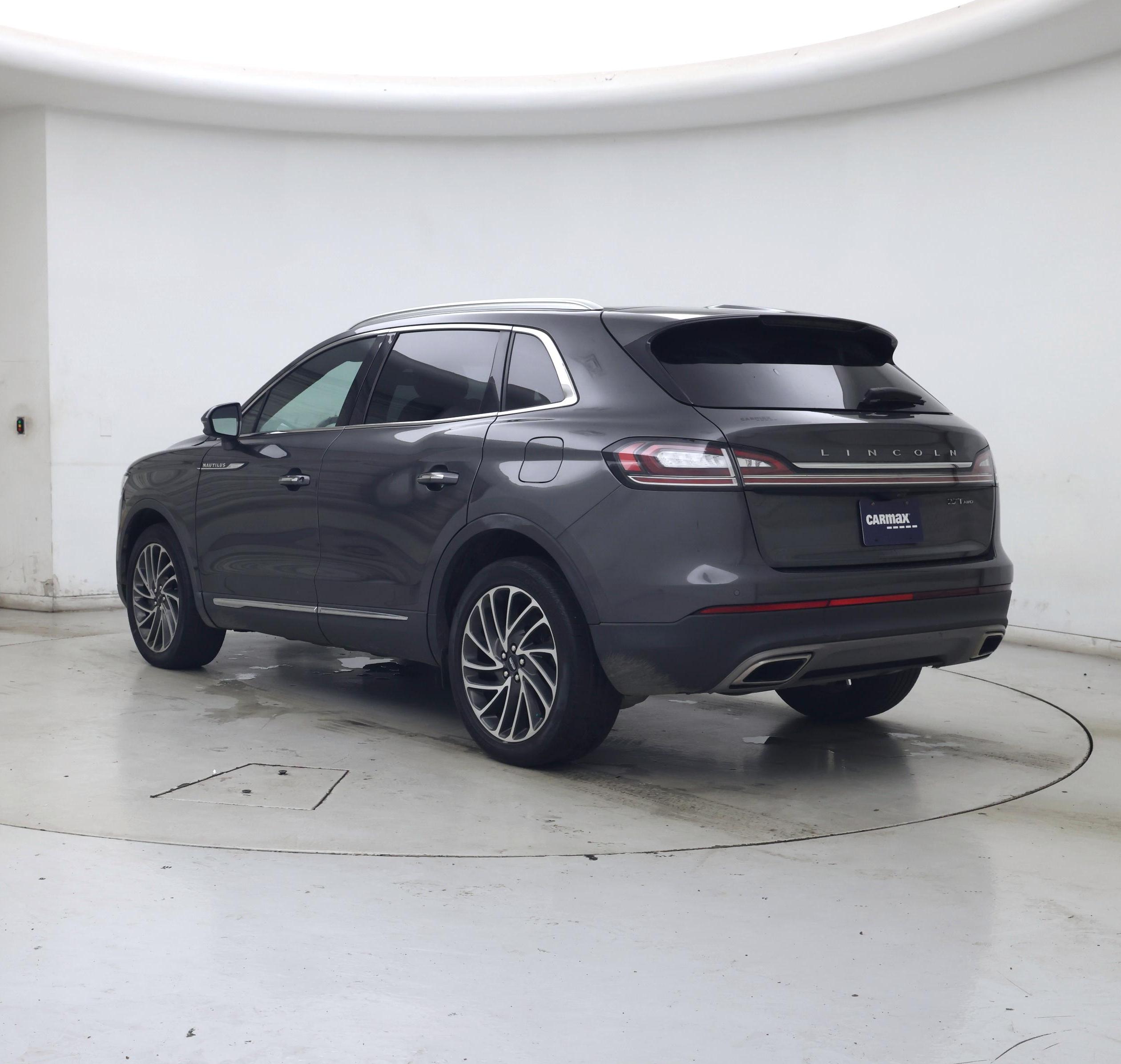 Thumbnail: 2020 Lincoln Nautilus - 2