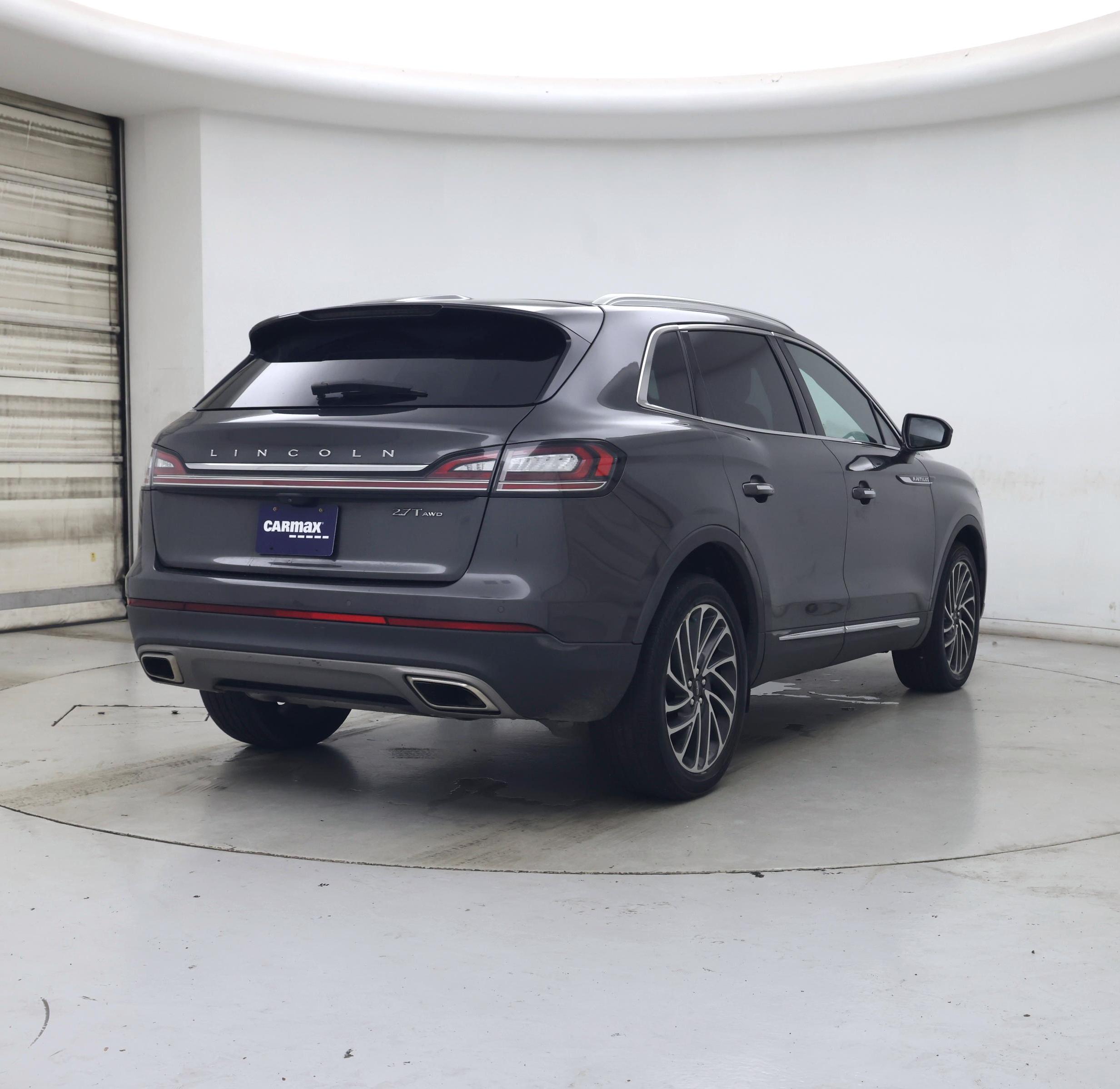 Thumbnail: 2020 Lincoln Nautilus - 8