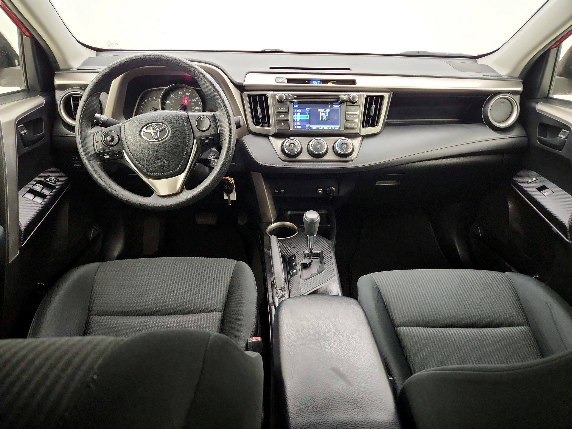 Thumbnail: 2015 Toyota RAV4 - 9
