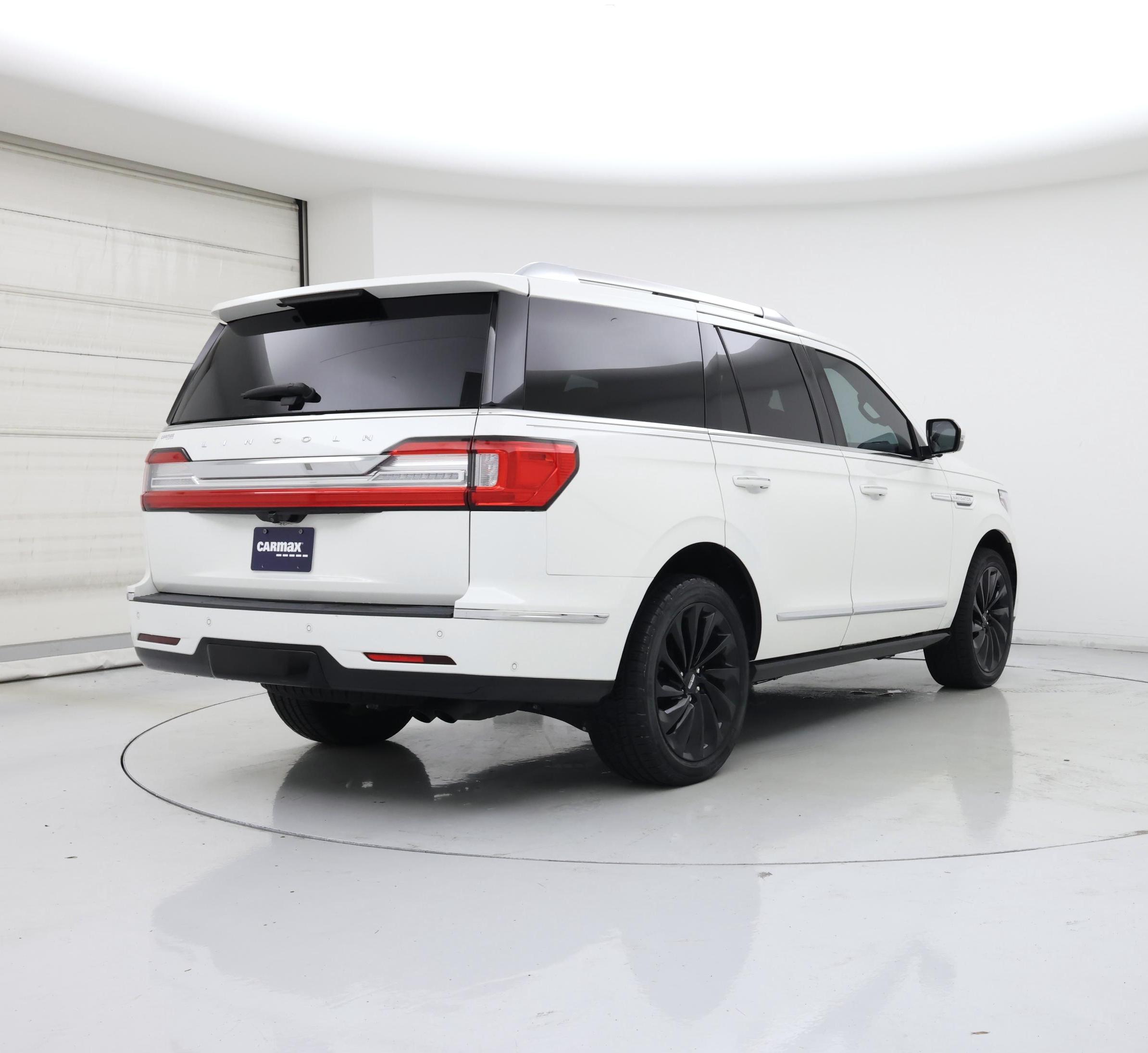 Thumbnail: 2021 Lincoln Navigator - 8