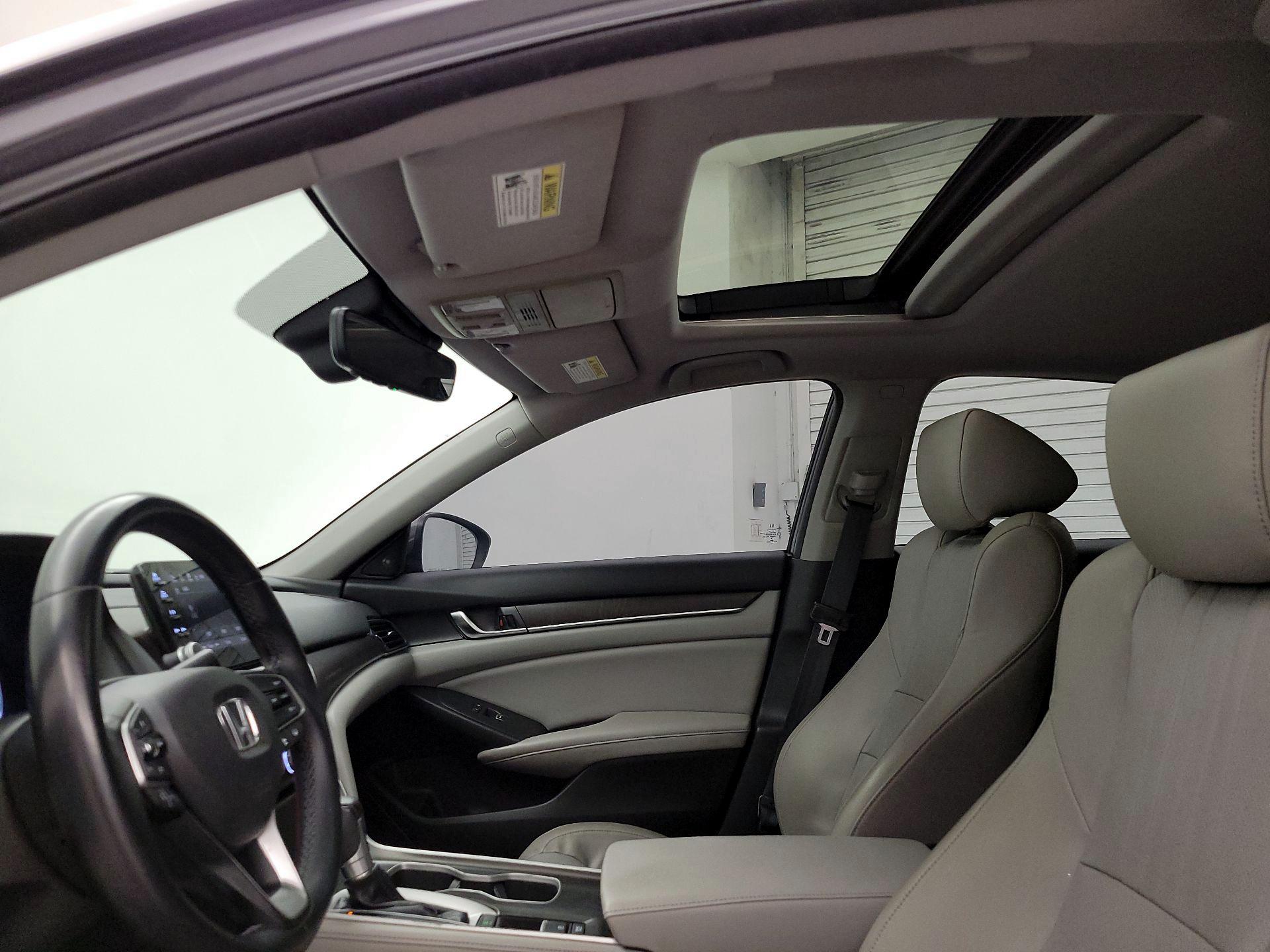 Thumbnail: 2018 Honda Accord - 19