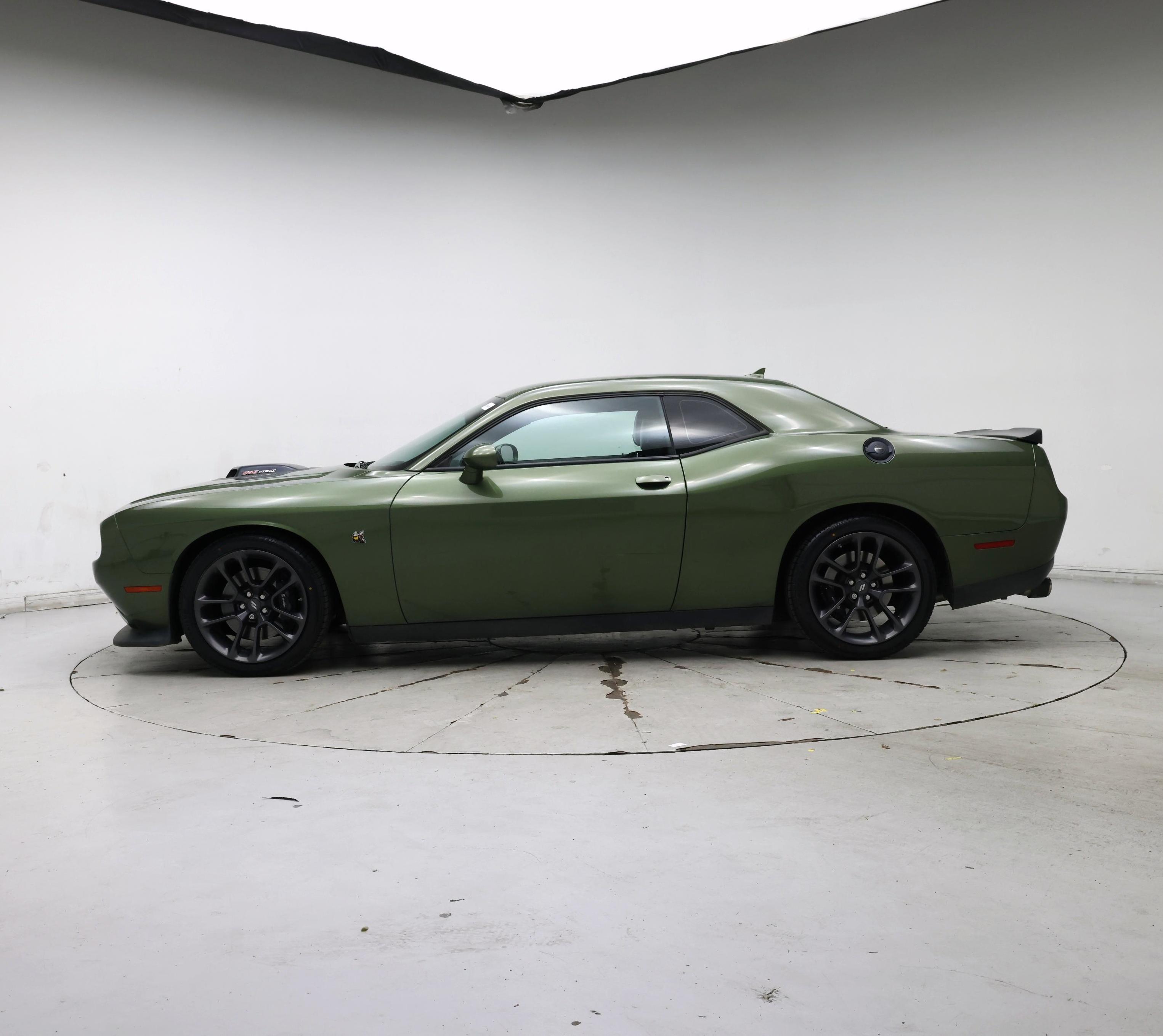Thumbnail: 2022 Dodge Challenger - 3