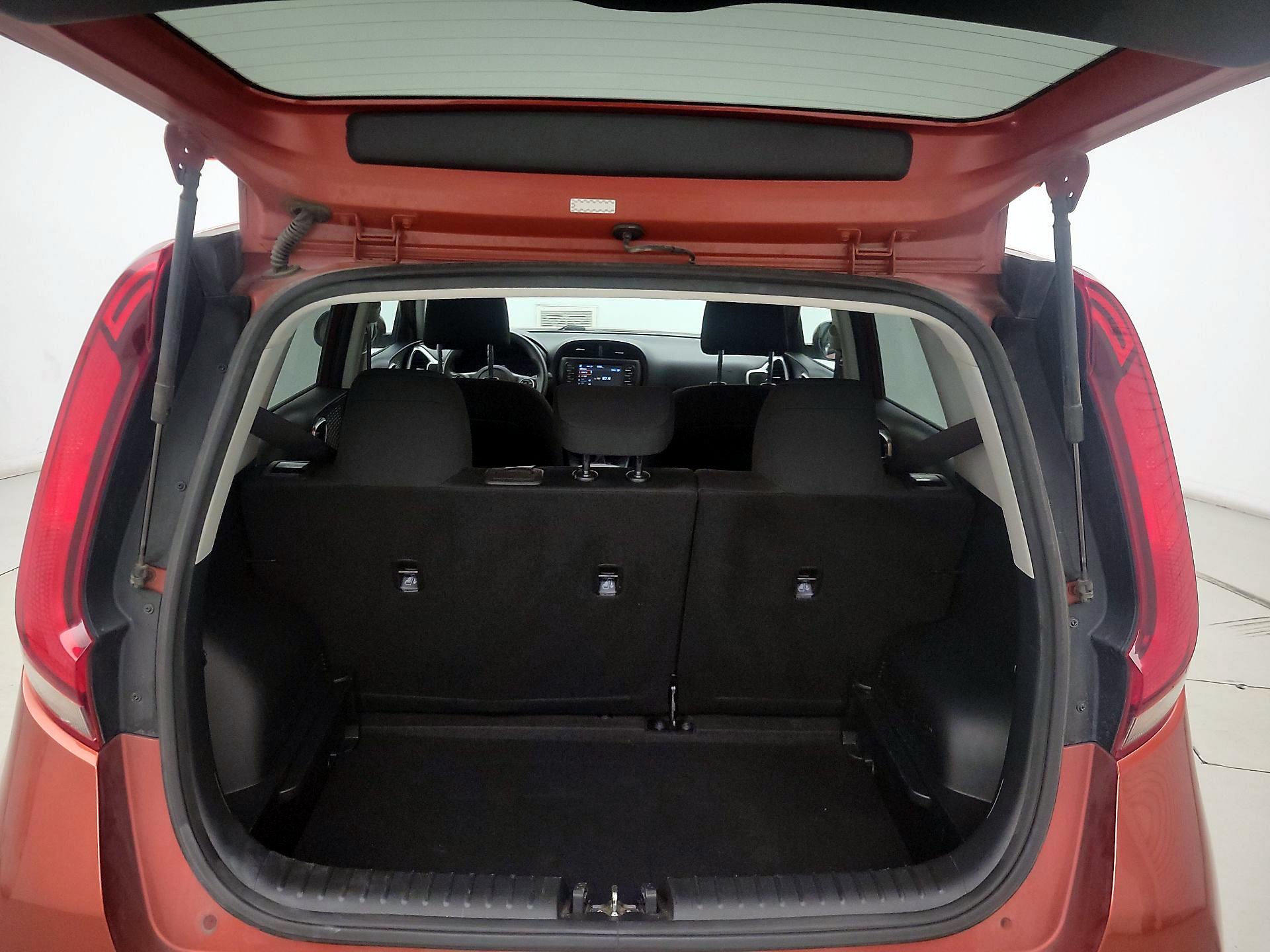 Thumbnail: 2021 Kia Soul - 20