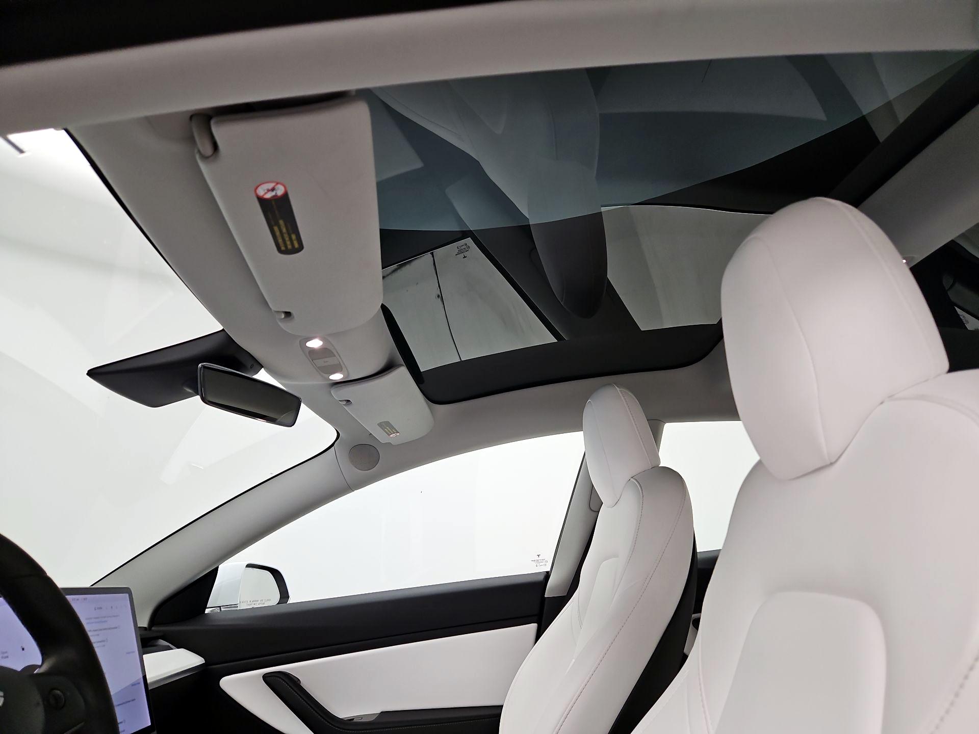 Thumbnail: 2020 Tesla Model 3 - 18