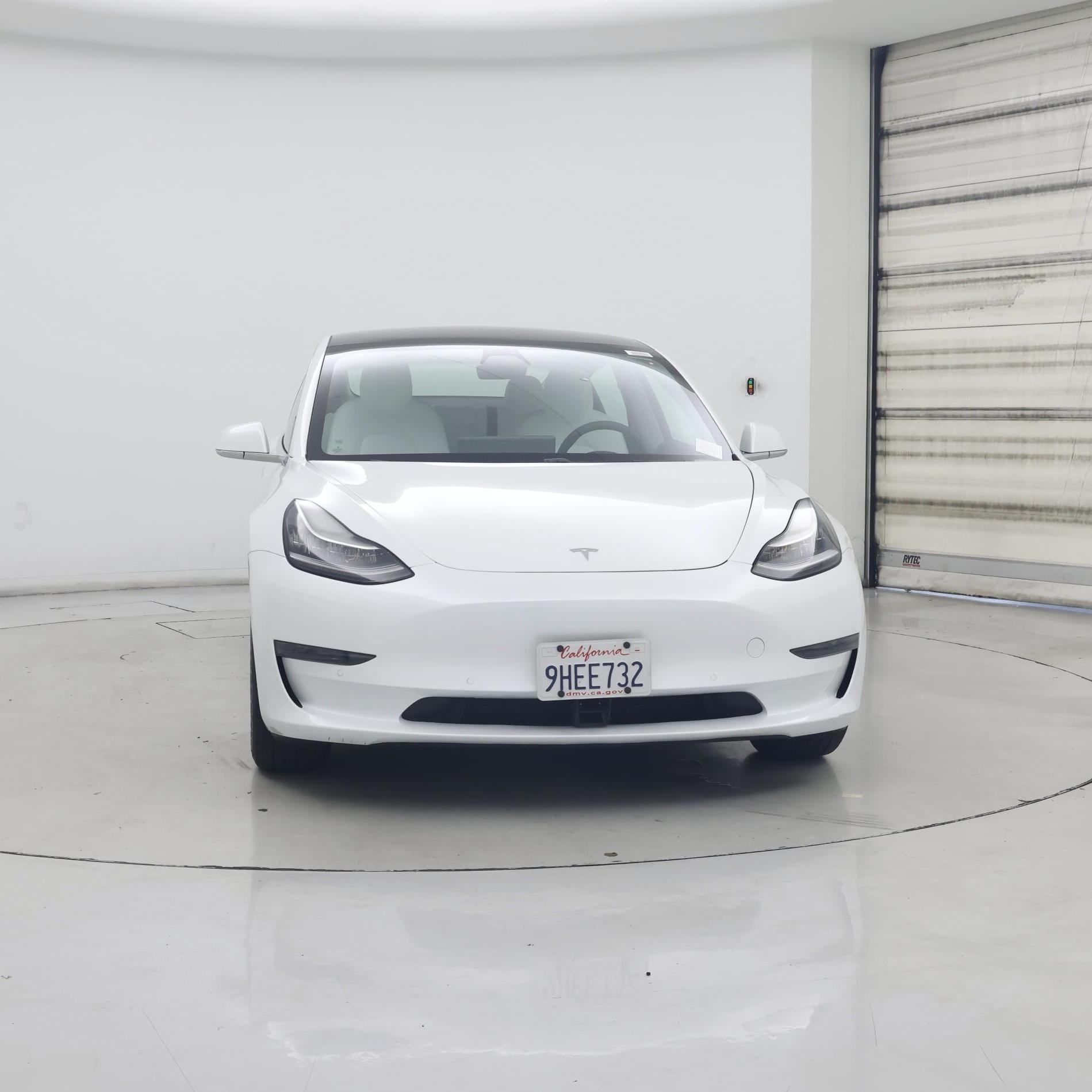 Thumbnail: 2020 Tesla Model 3 - 5
