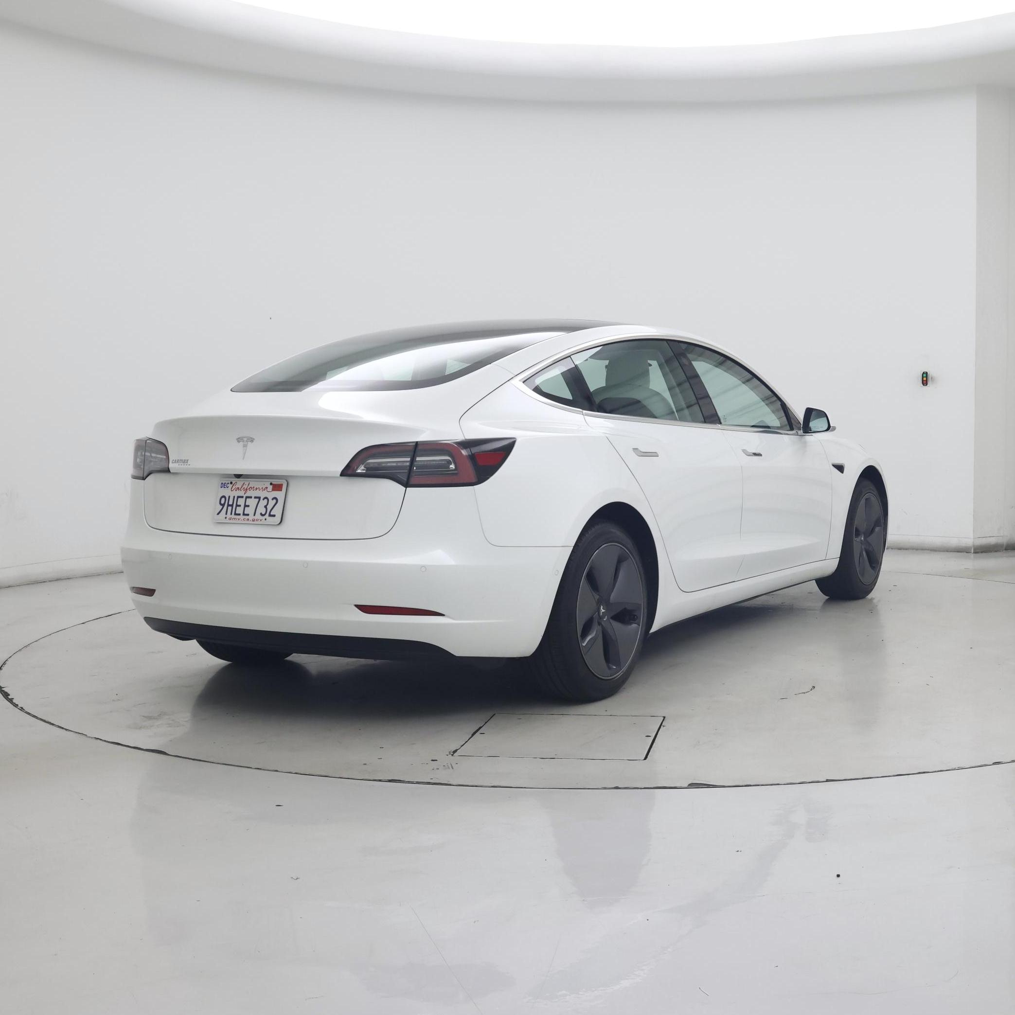 Thumbnail: 2020 Tesla Model 3 - 8