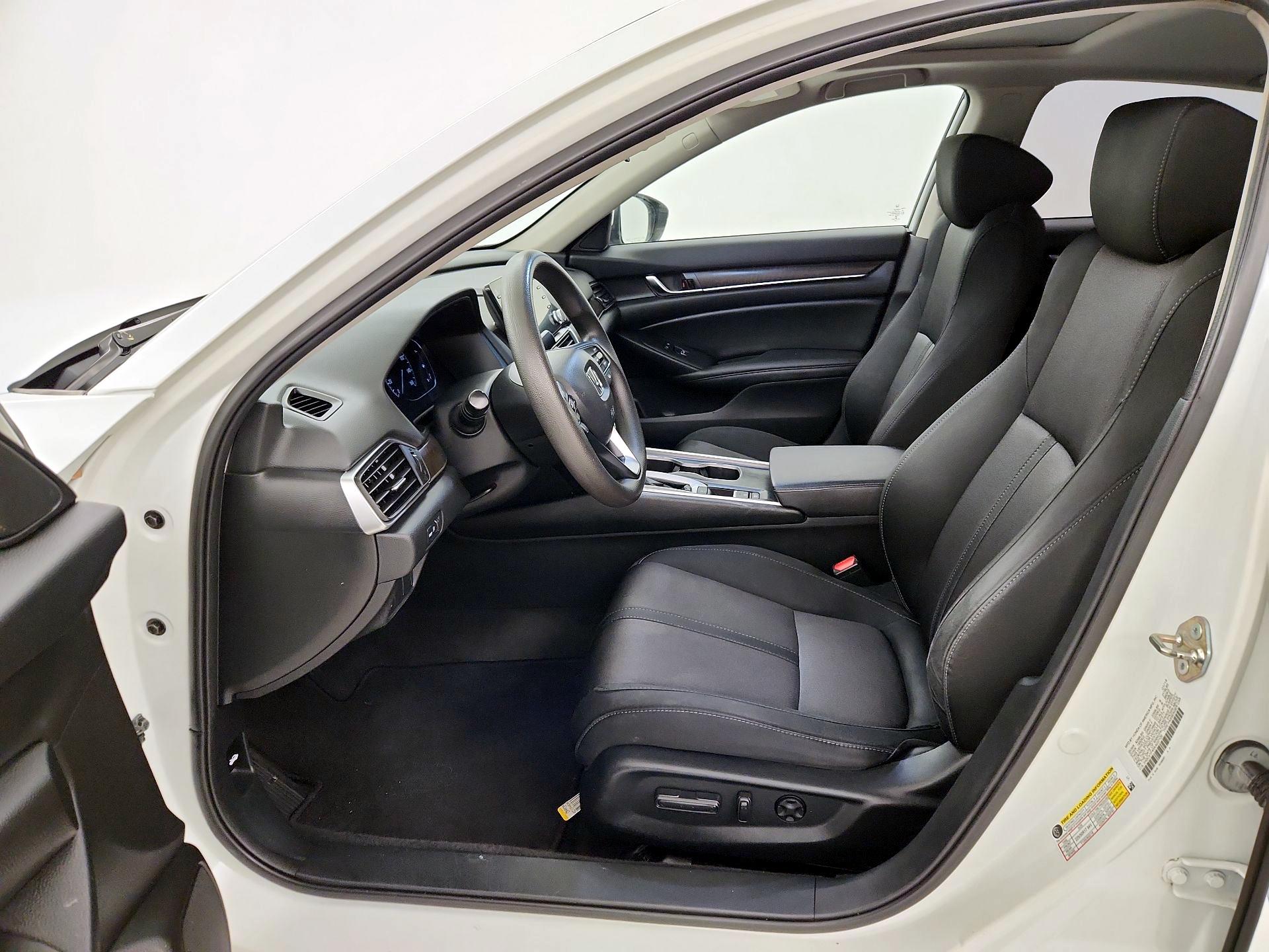 Thumbnail: 2019 Honda Accord - 11