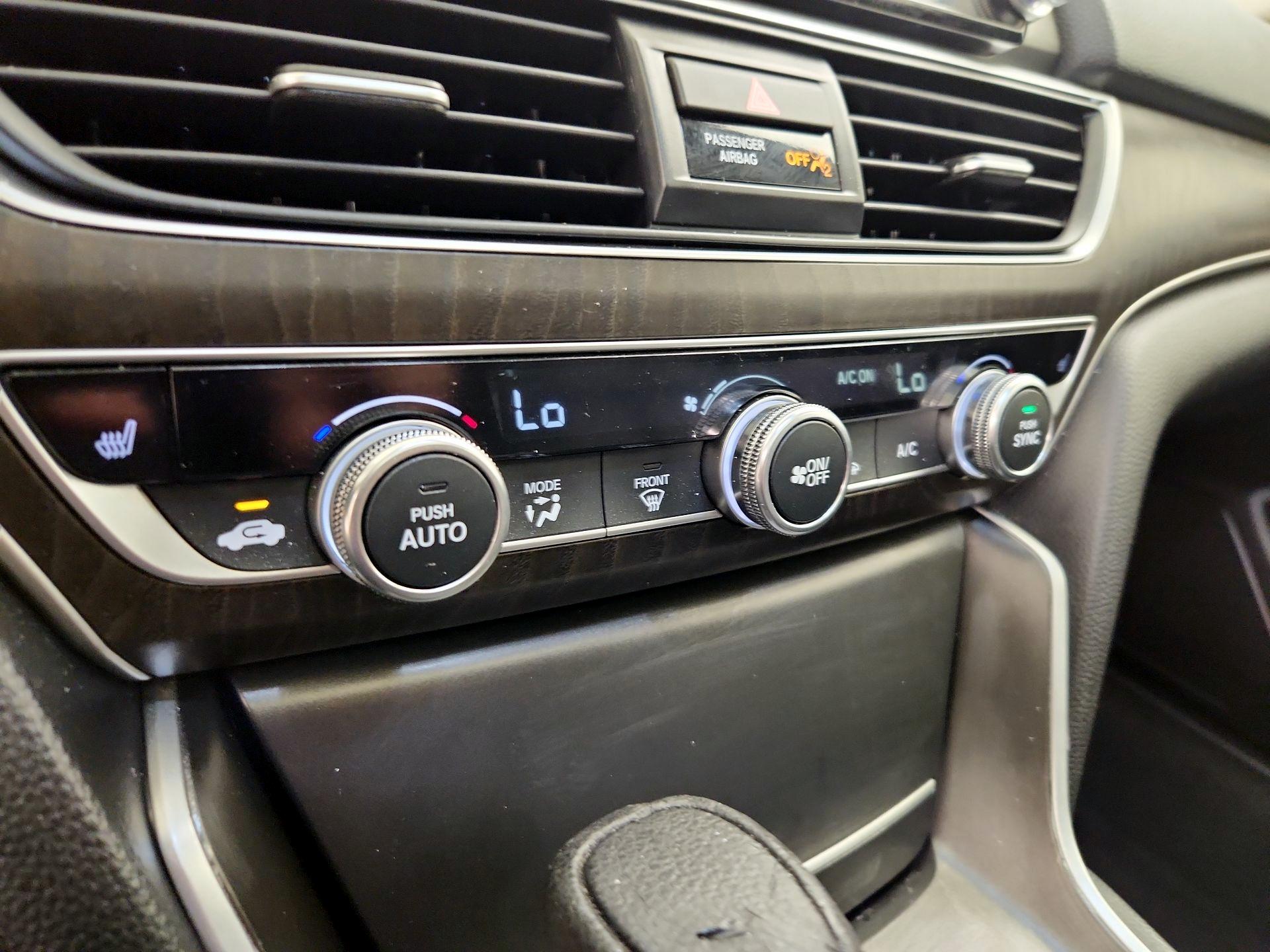 Thumbnail: 2019 Honda Accord - 16