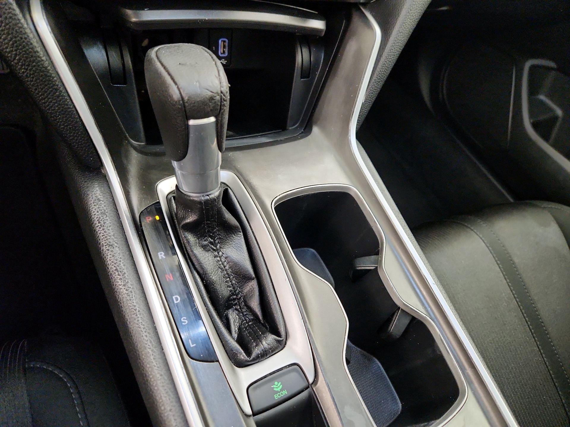 Thumbnail: 2019 Honda Accord - 17