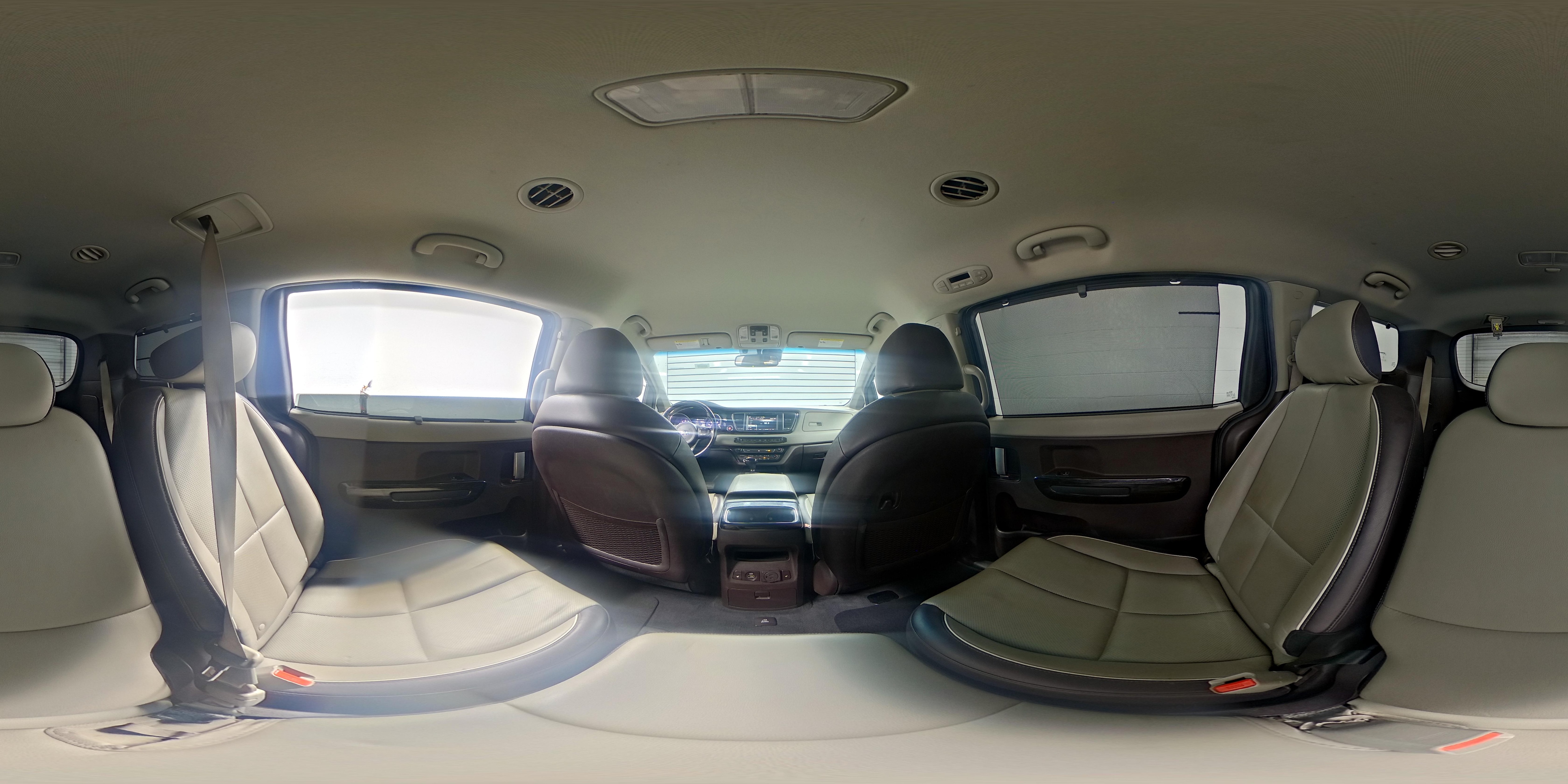 2016 Kia Sedona SX Limited - Photo 28