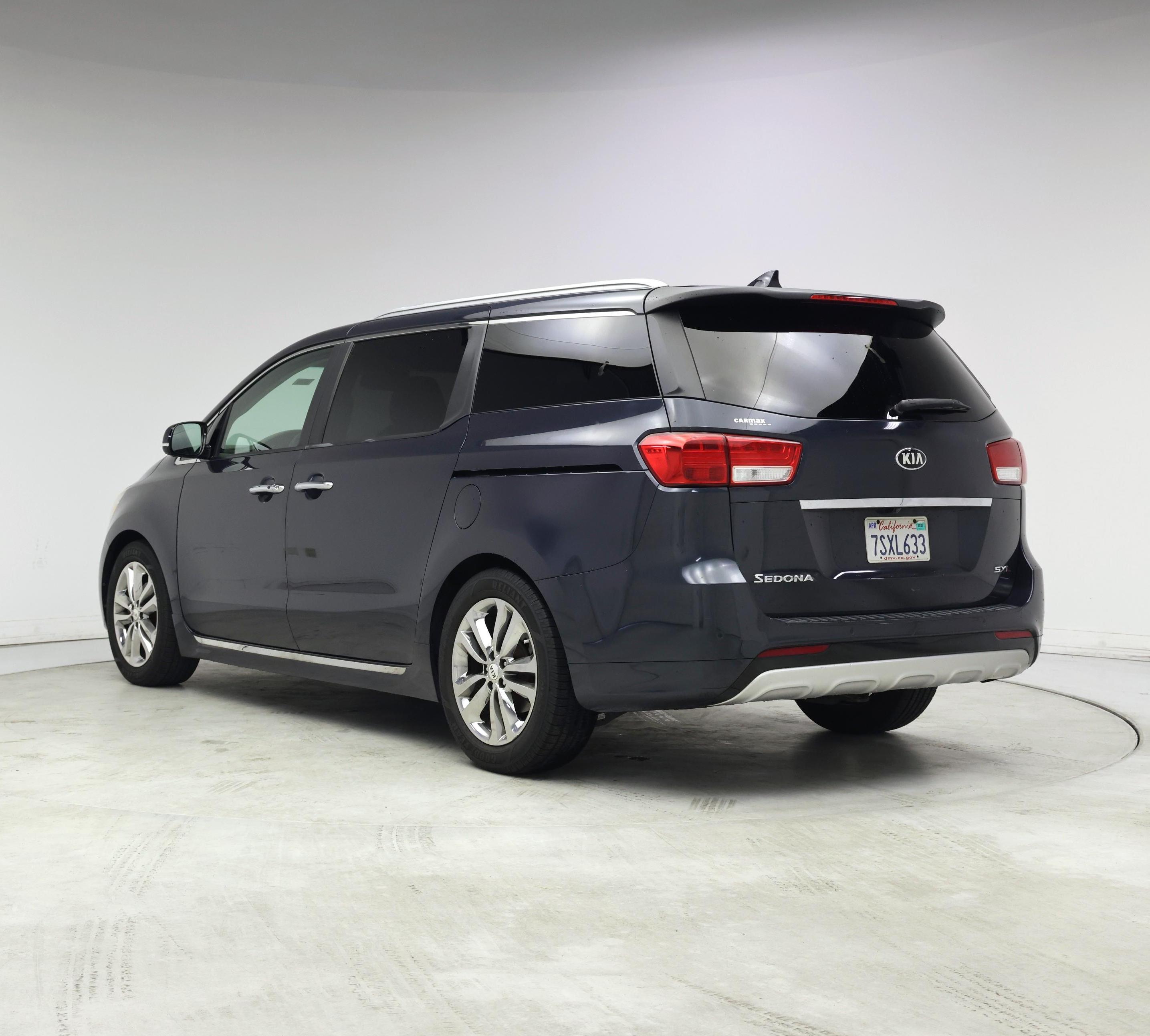 Thumbnail: 2016 Kia Sedona - 2