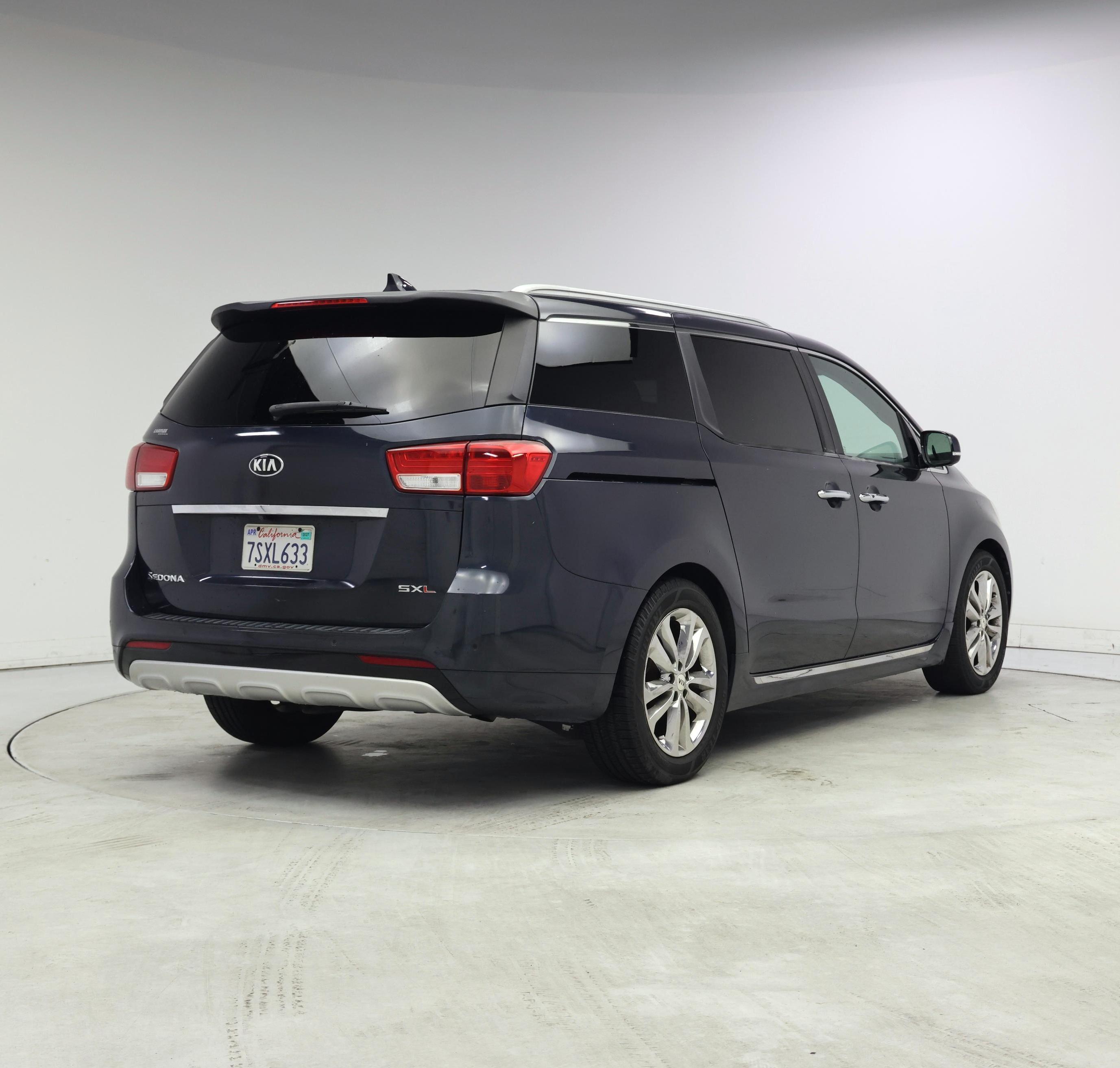 Thumbnail: 2016 Kia Sedona - 8